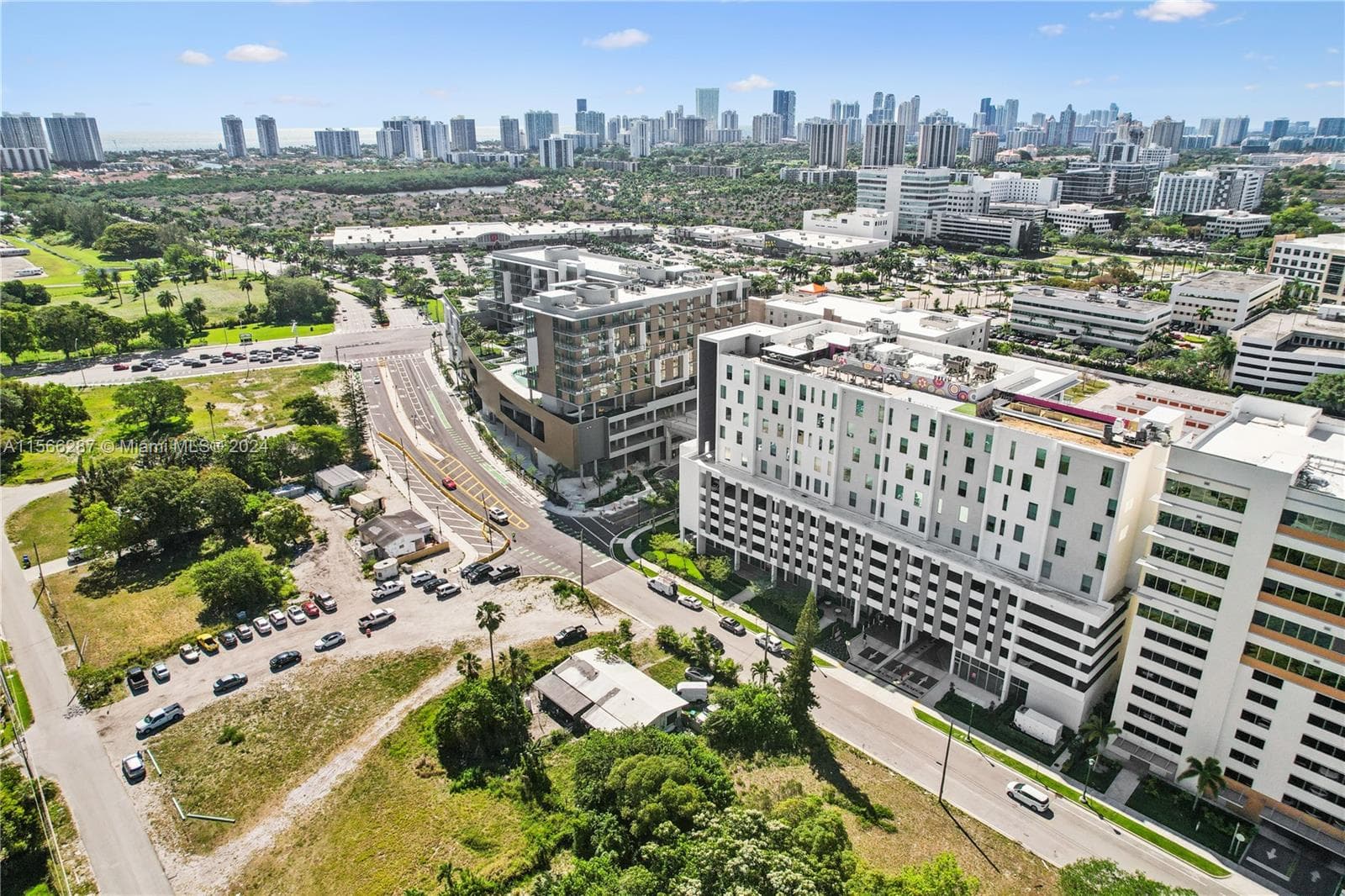 2820 NE 214th St # 909, Aventura FL 33180 — 23