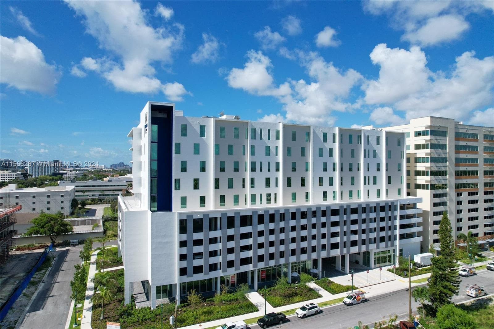 2820 NE 214th St # 909, Aventura FL 33180 — 20