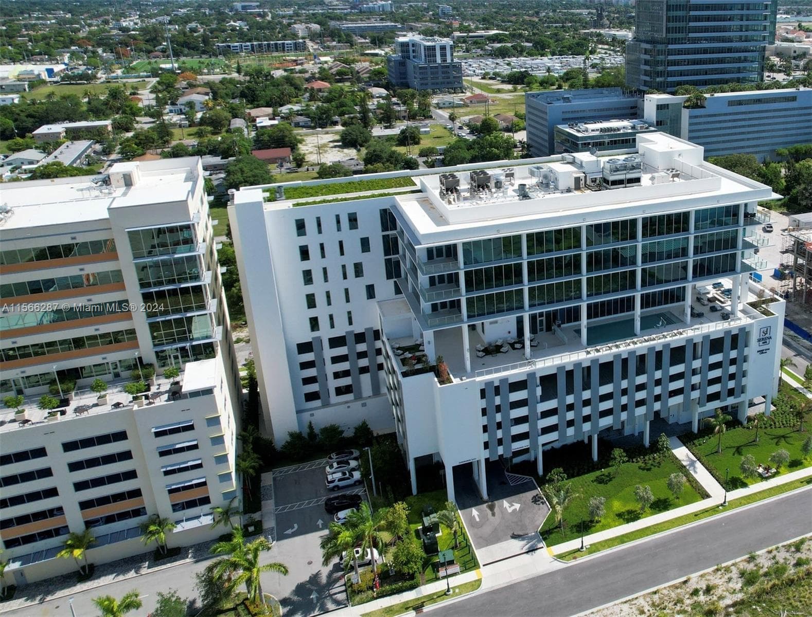 2820 NE 214th St # 909, Aventura FL 33180 — 25