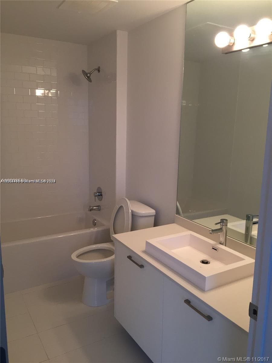 151 SE 1st St # 1505, Miami FL 33131 — 9