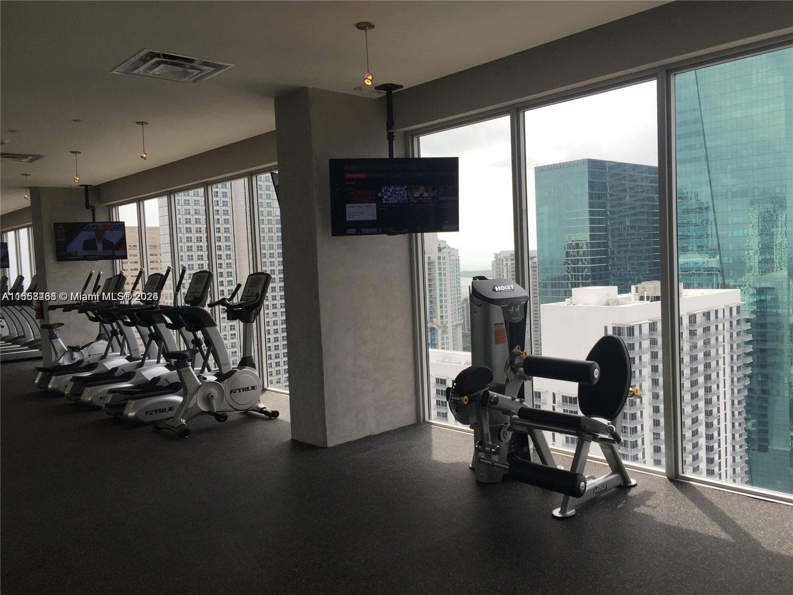 151 SE 1st St # 1505, Miami FL 33131 — 21