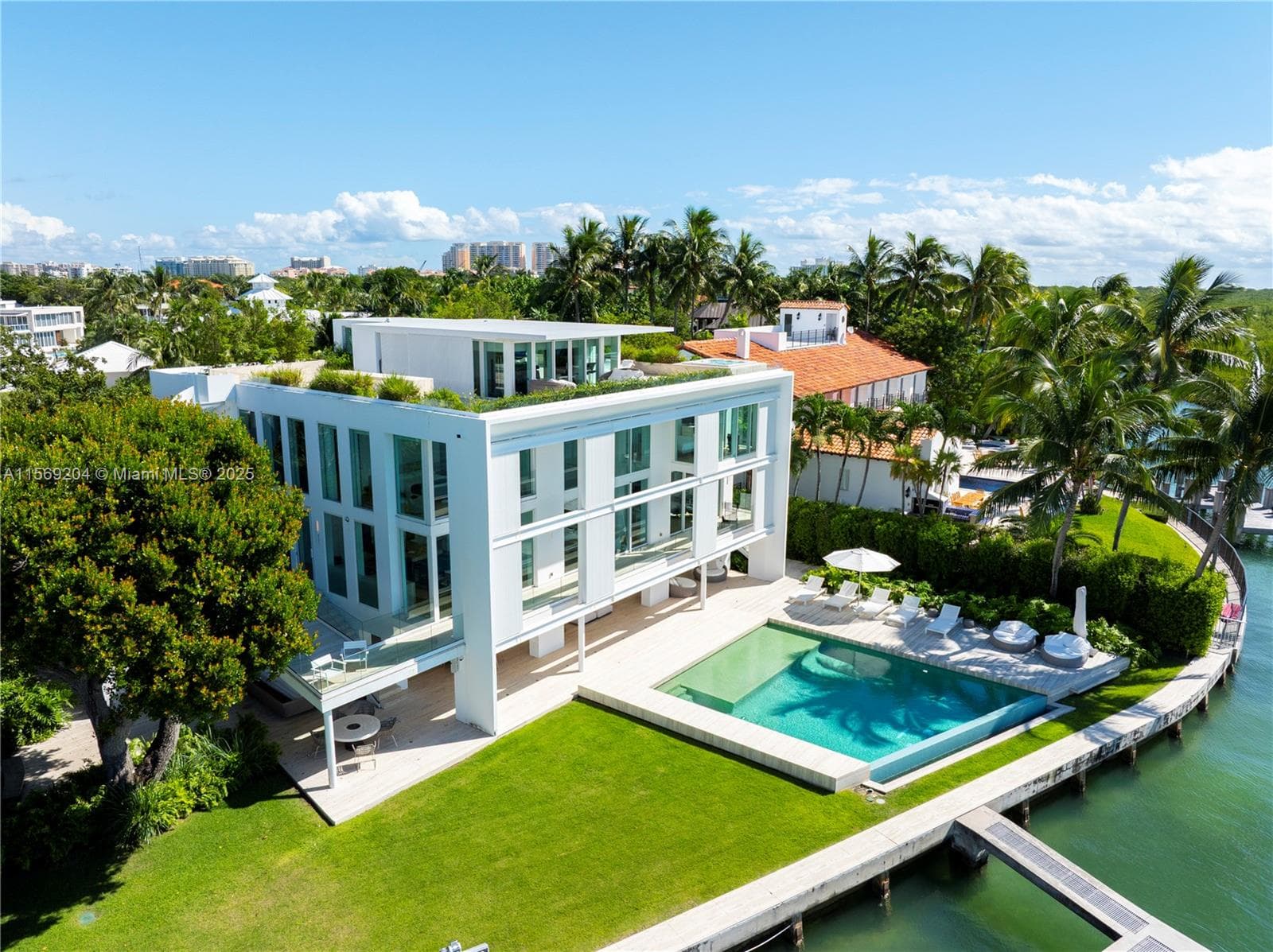 440 S Mashta Dr, Key Biscayne FL 33149 — 99