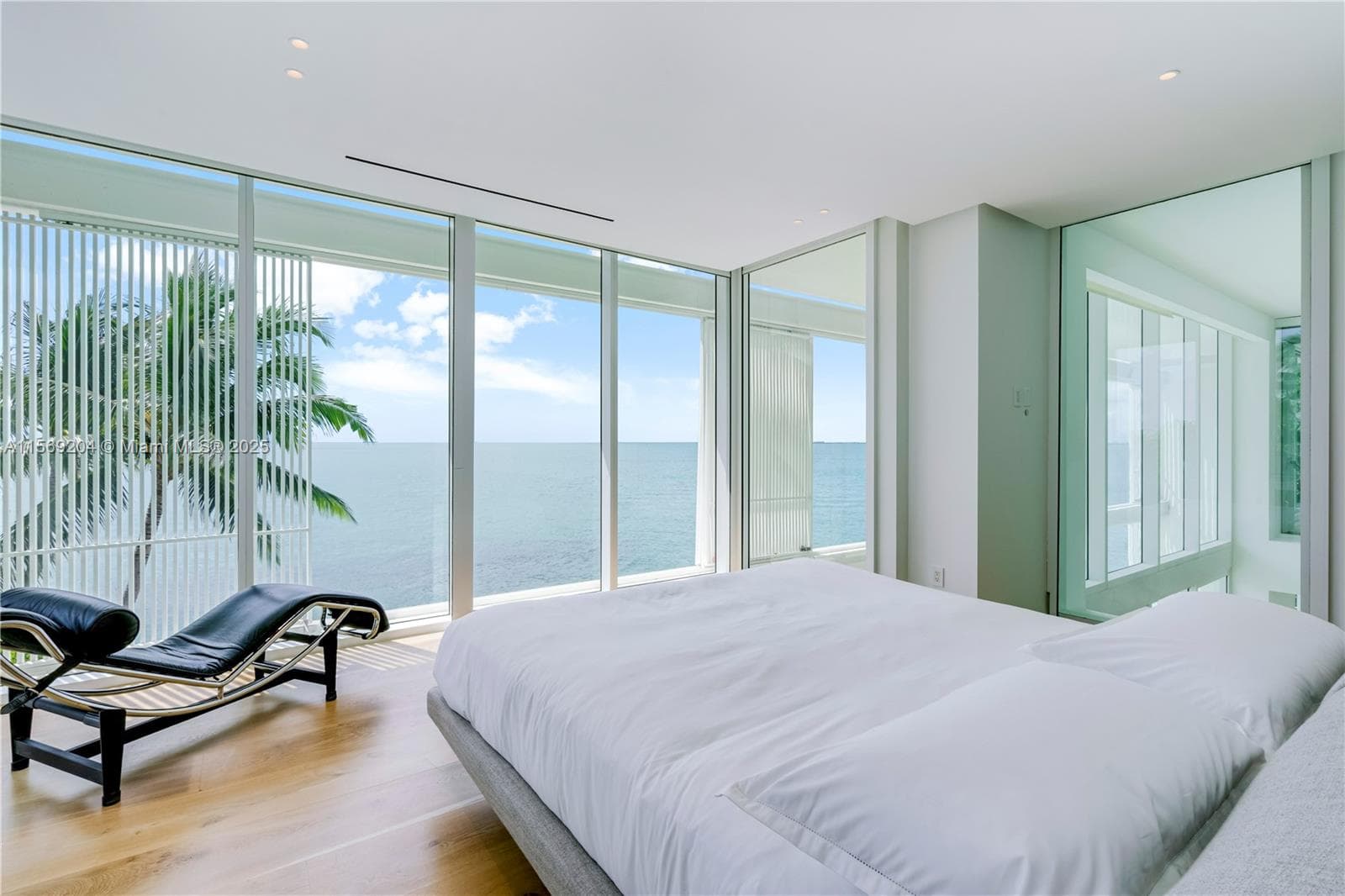 440 S Mashta Dr, Key Biscayne FL 33149 — 91