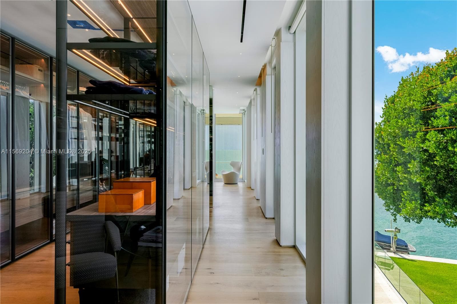 440 S Mashta Dr, Key Biscayne FL 33149 — 52
