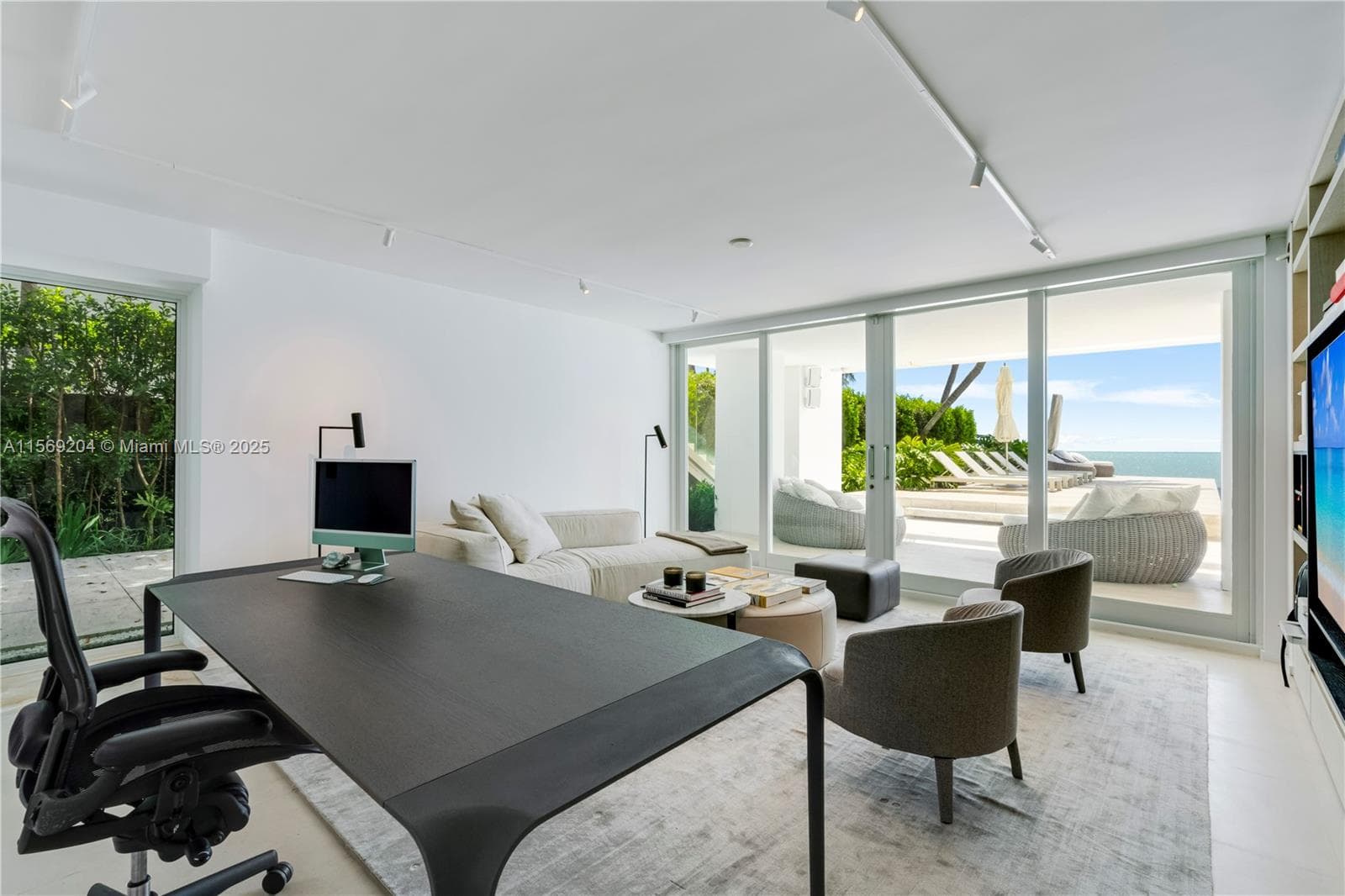 440 S Mashta Dr, Key Biscayne FL 33149 — 53