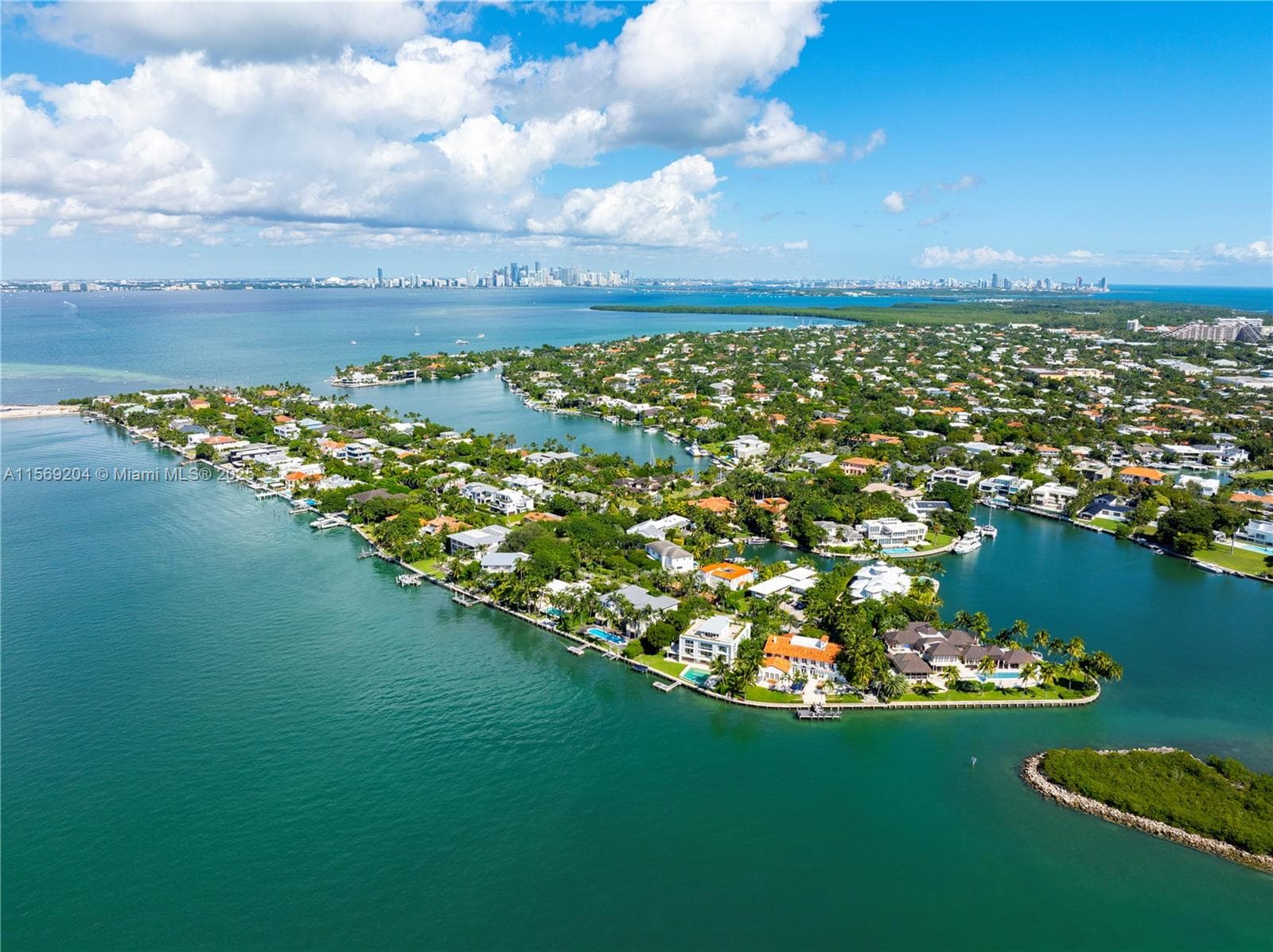 440 S Mashta Dr, Key Biscayne FL 33149 — 75
