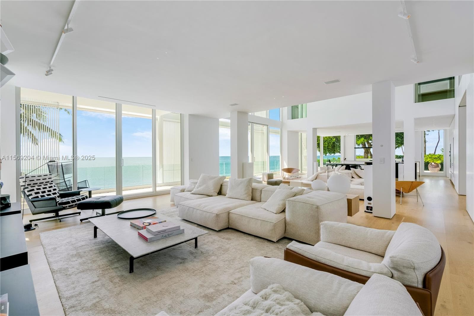 440 S Mashta Dr, Key Biscayne FL 33149 — 9