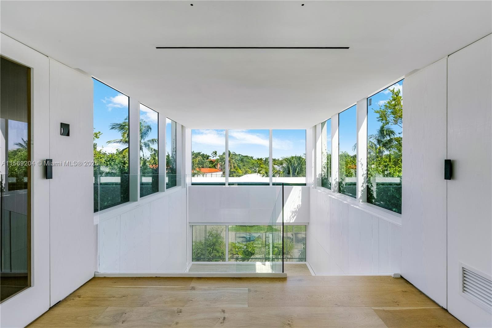 440 S Mashta Dr, Key Biscayne FL 33149 — 82