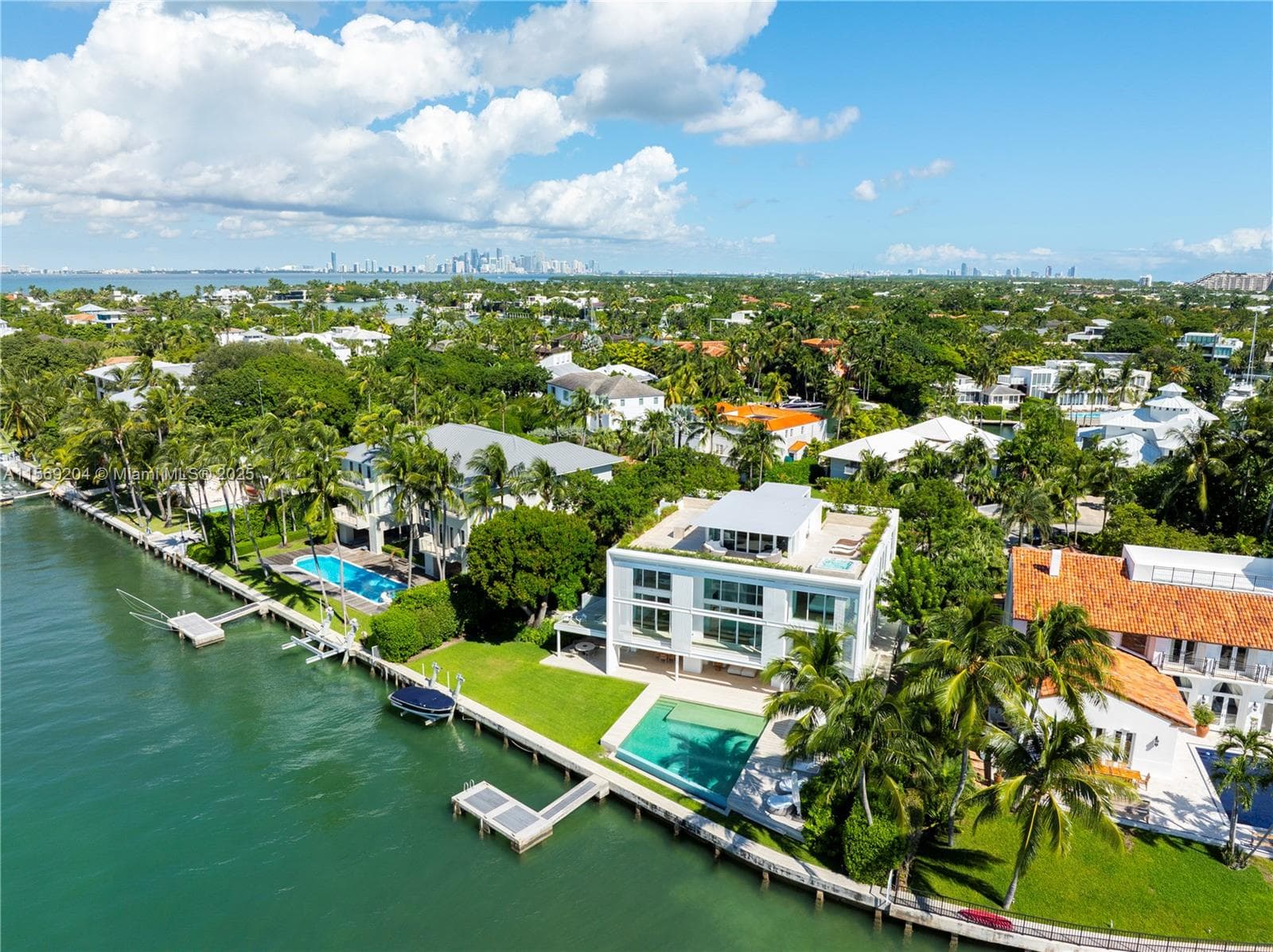 440 S Mashta Dr, Key Biscayne FL 33149 — 64