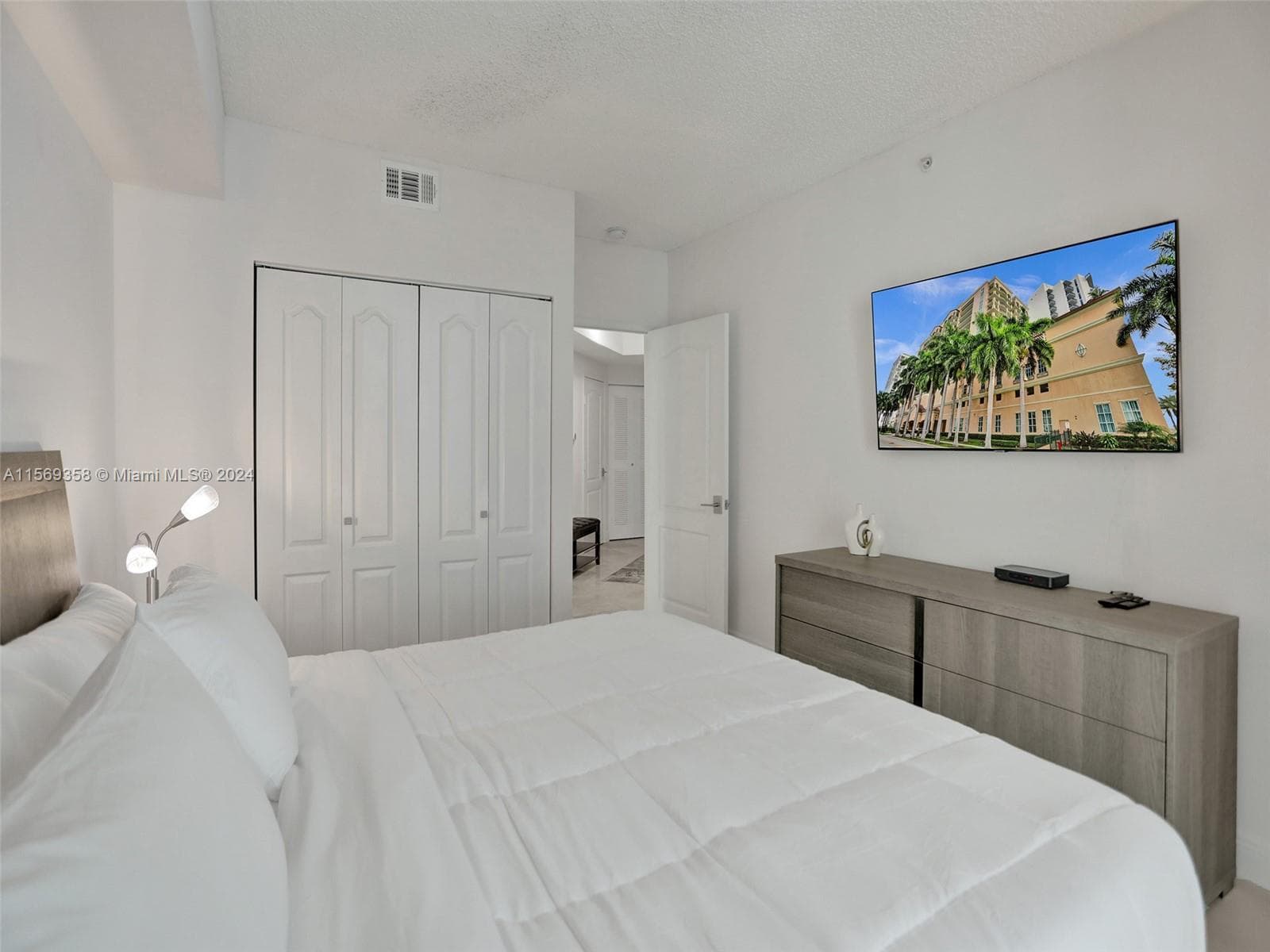 17555 Atlantic Blvd # 1101, Sunny Isles Beach FL 33160 — 36