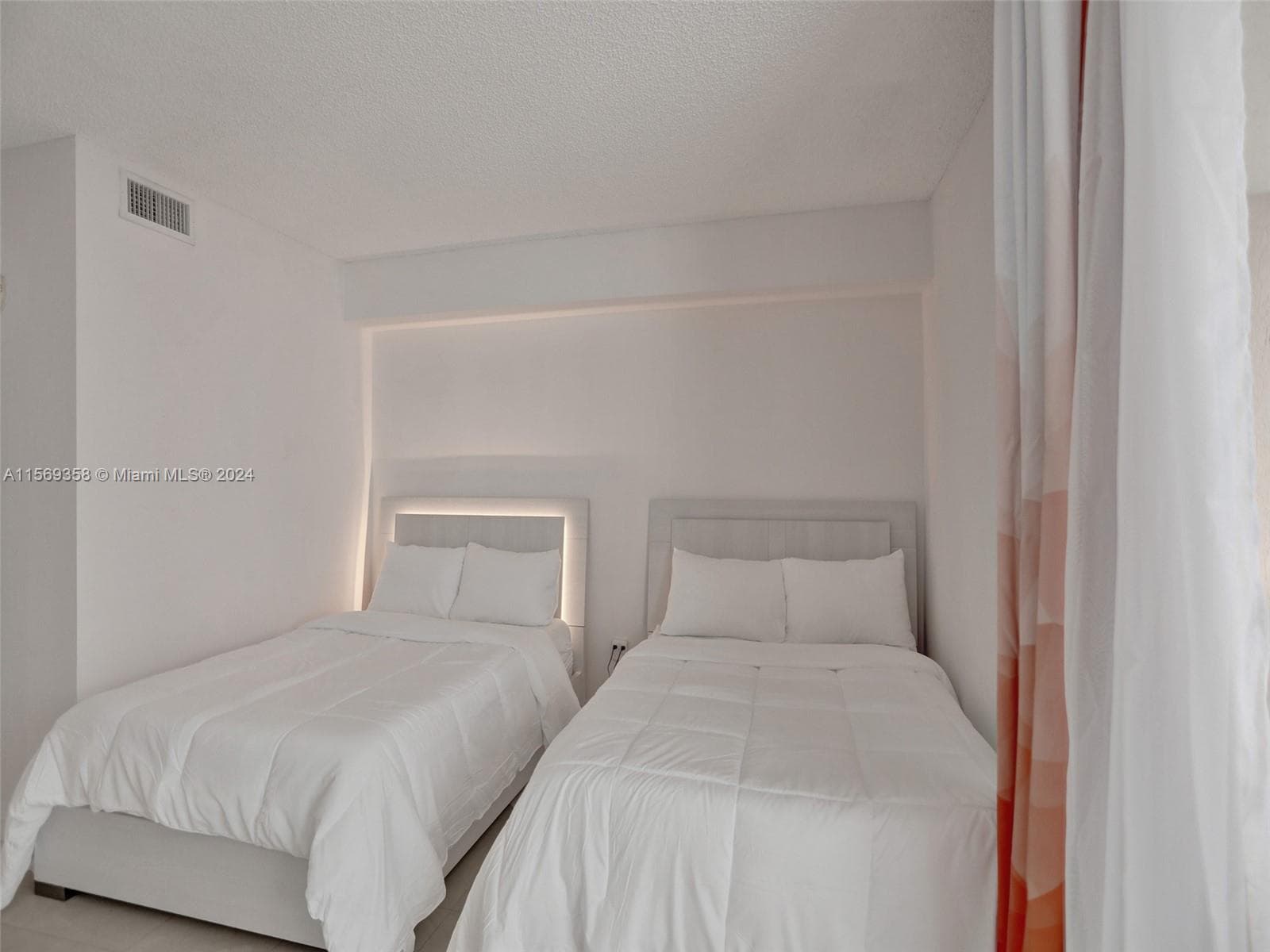 17555 Atlantic Blvd # 1101, Sunny Isles Beach FL 33160 — 45