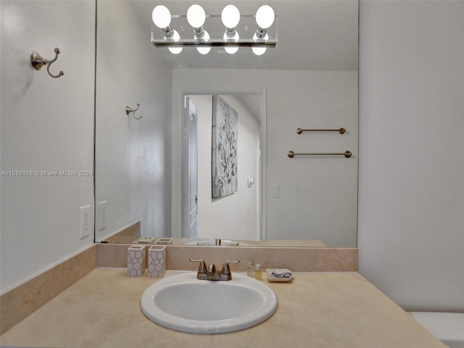 17555 Atlantic Blvd # 1101, Sunny Isles Beach FL 33160 — 39
