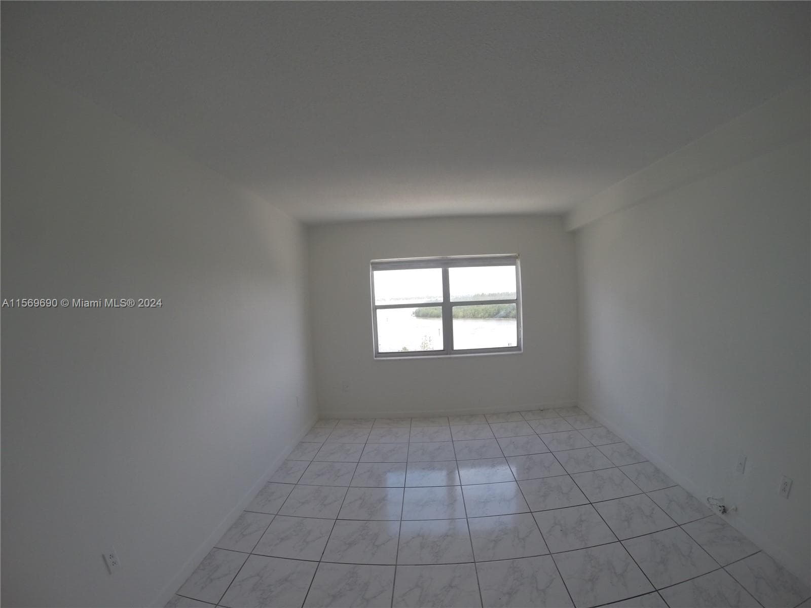 400 Kings Point Dr # 905, Sunny Isles Beach FL 33160 — 9