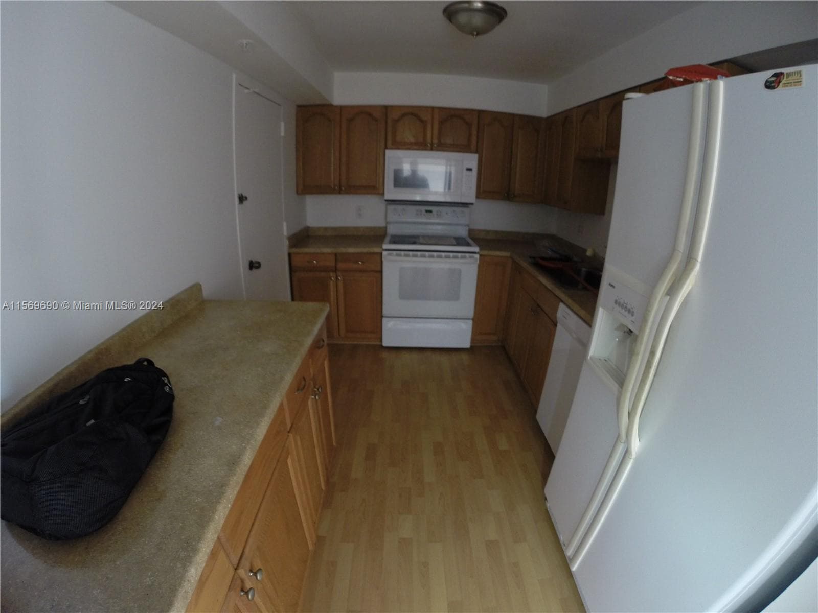 400 Kings Point Dr # 905, Sunny Isles Beach FL 33160 — 10