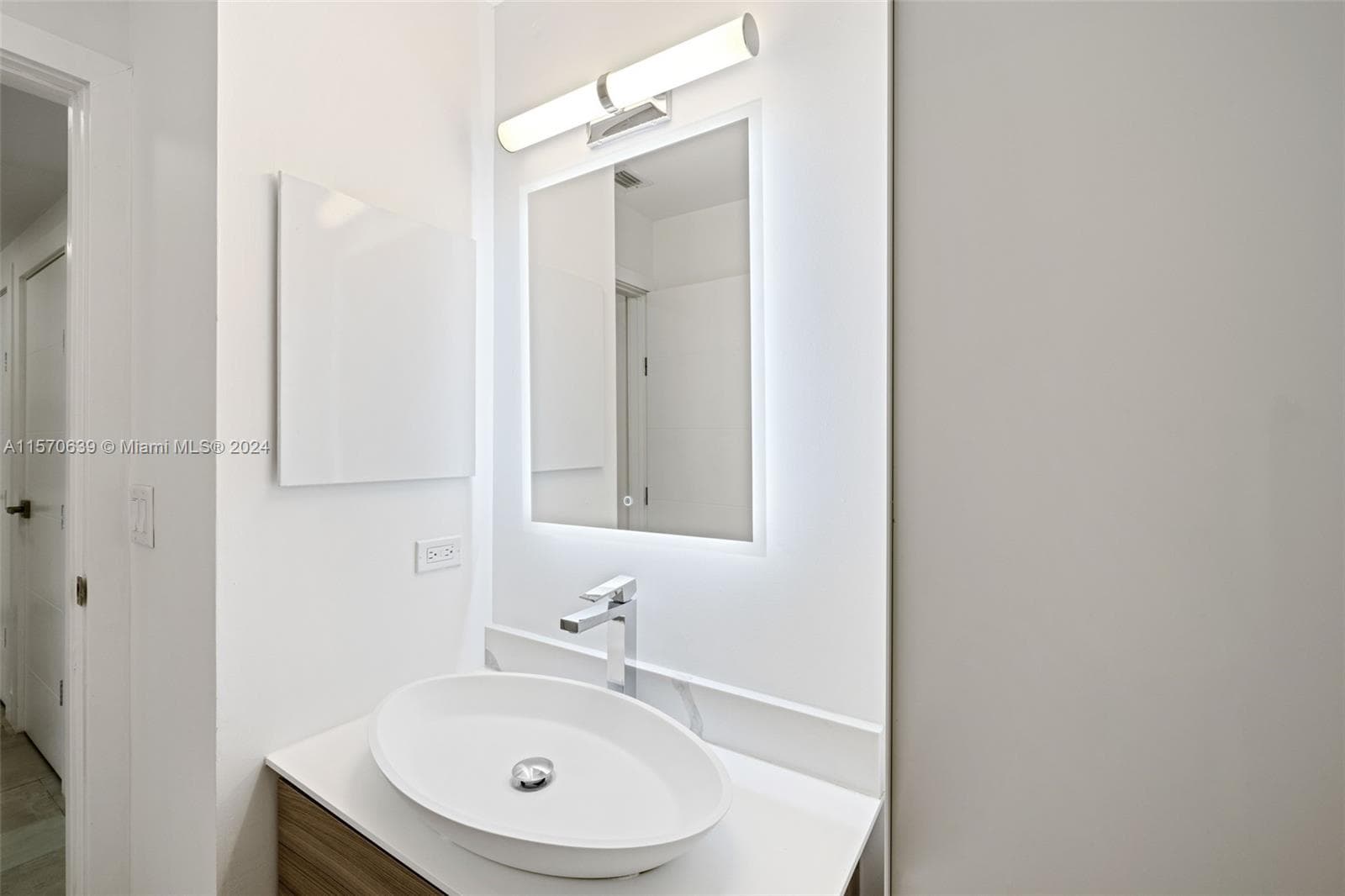 19144 Fisher Island Dr # 19144, Miami Beach FL 33109 — 17