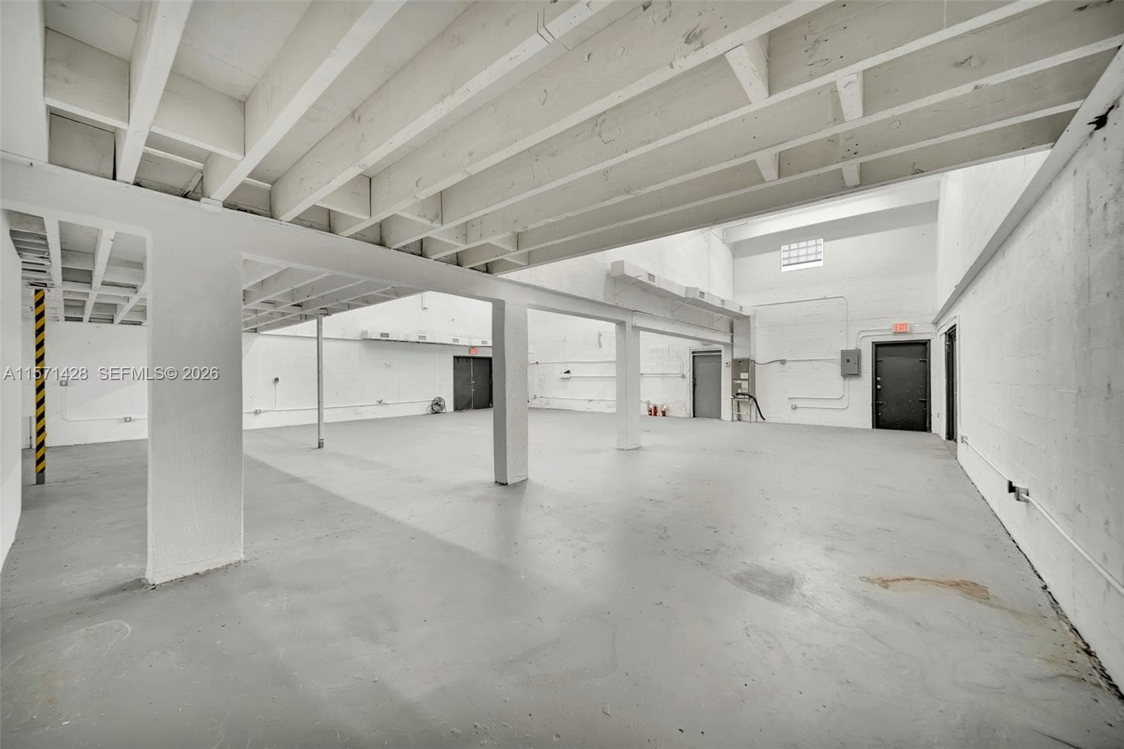 67 NW 166th St, Miami FL 33169 — 17