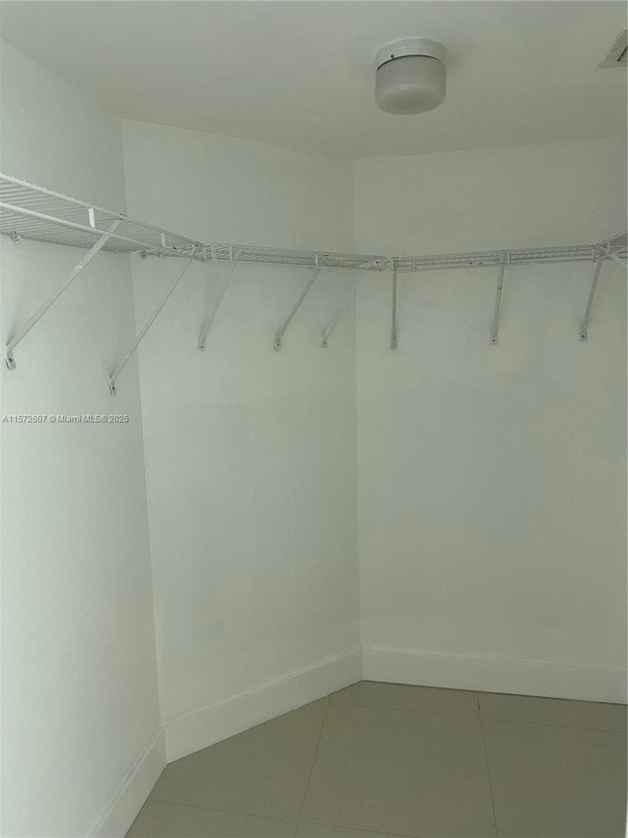 9201 Collins Ave # 524, Surfside FL 33154 — 17