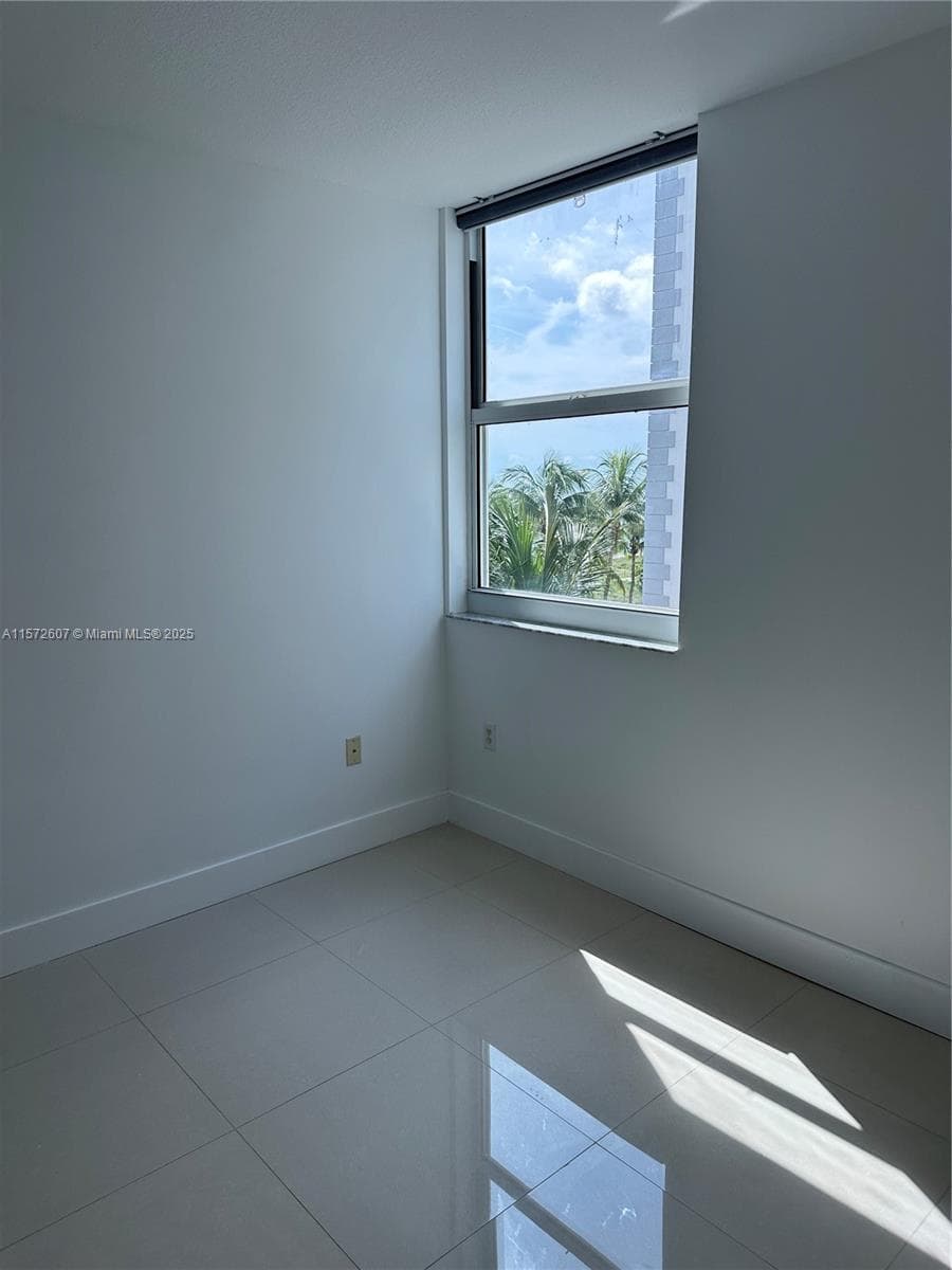 9201 Collins Ave # 524, Surfside FL 33154 — 16