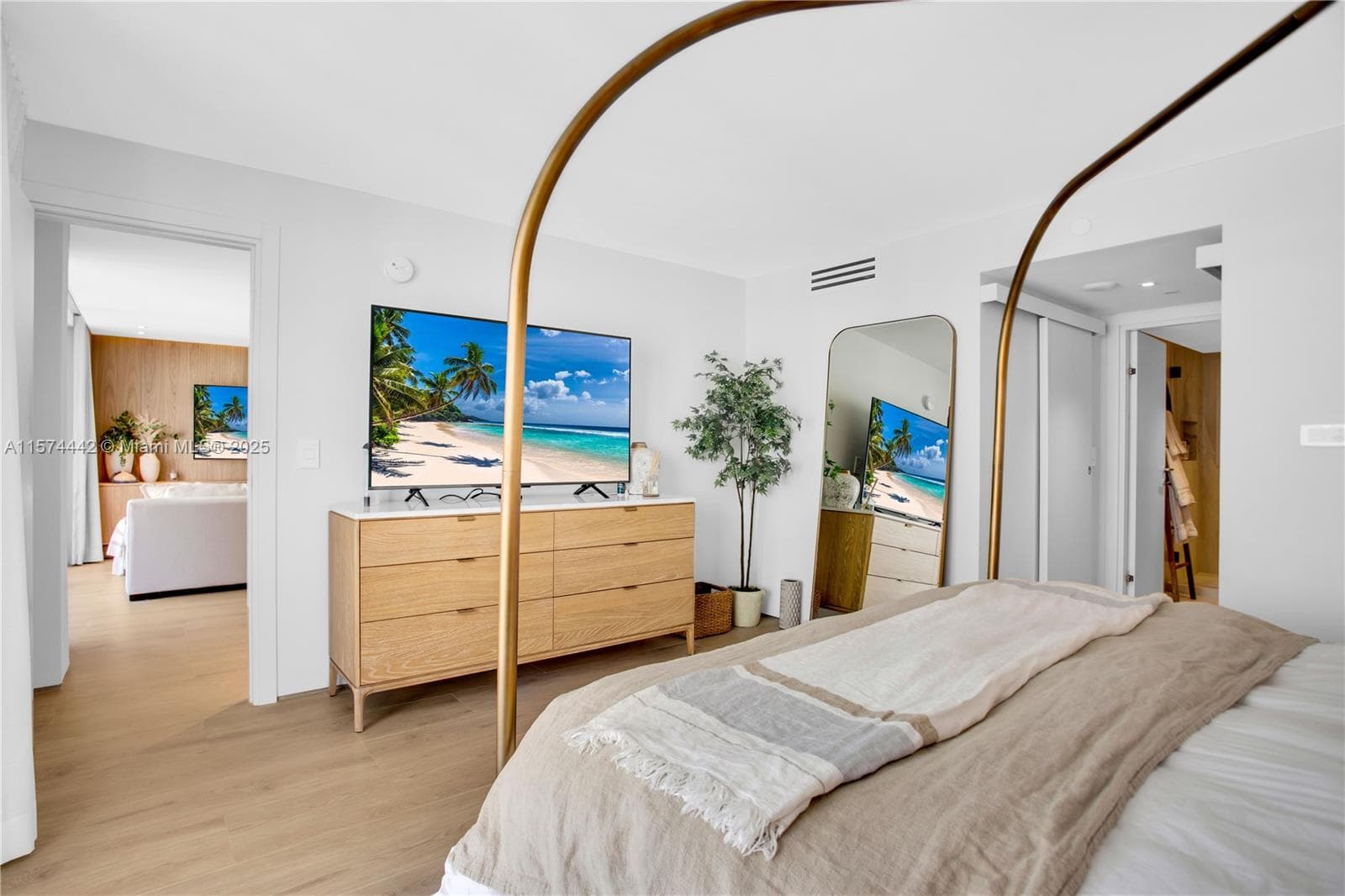 9195 Collins Ave # 903, Surfside FL 33154 — 22