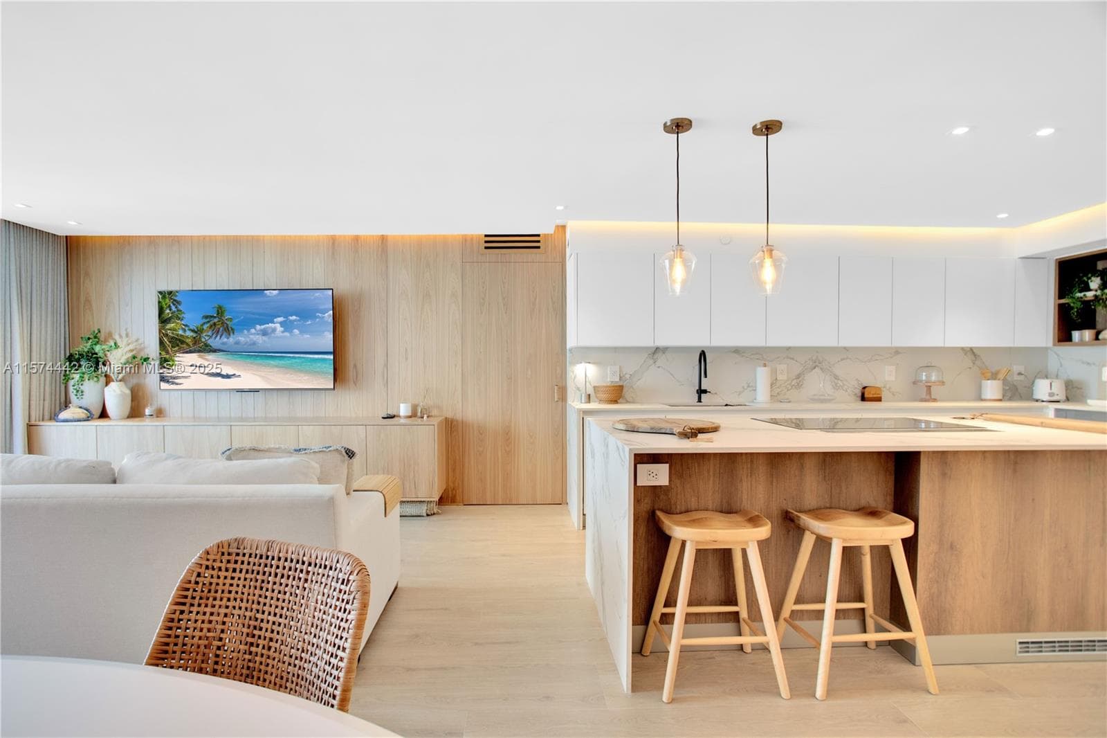 9195 Collins Ave # 903, Surfside FL 33154 — 20