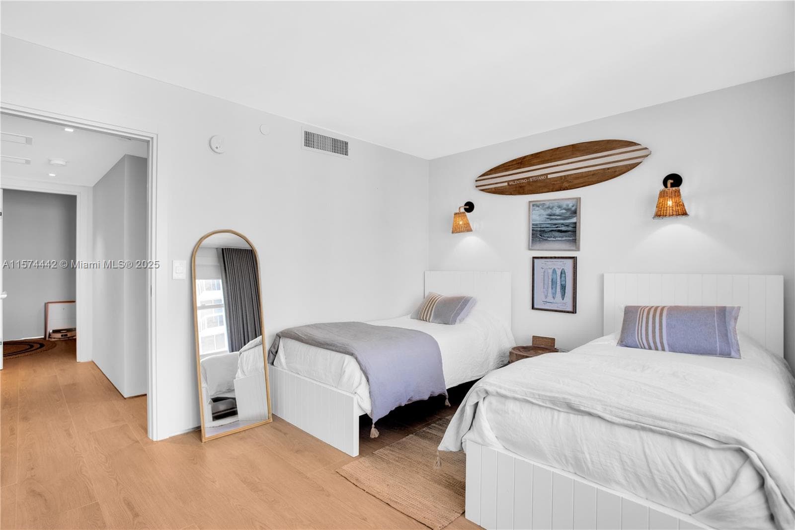 9195 Collins Ave # 903, Surfside FL 33154 — 33