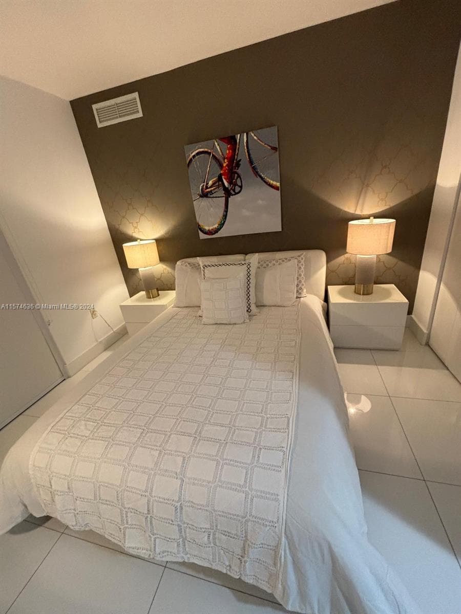 250 Sunny Isles Blvd # 803, Sunny Isles Beach FL 33160 — 25