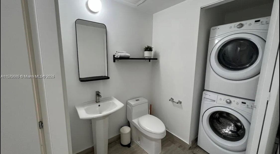 1300 BRICKELL BAY DR # 3400, Miami FL 33131 — 16