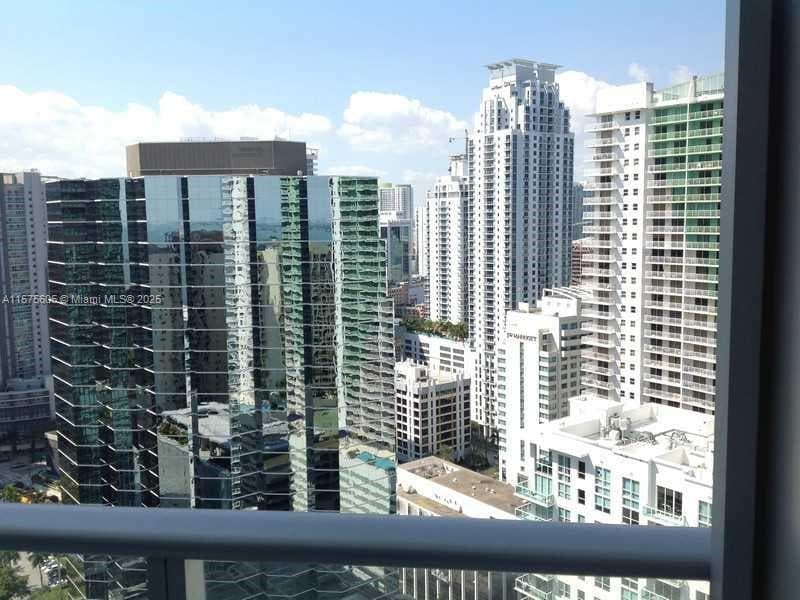 1300 BRICKELL BAY DR # 3400, Miami FL 33131 — 22