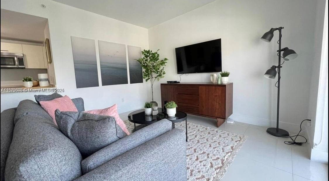 1300 BRICKELL BAY DR # 3400, Miami FL 33131 — 5