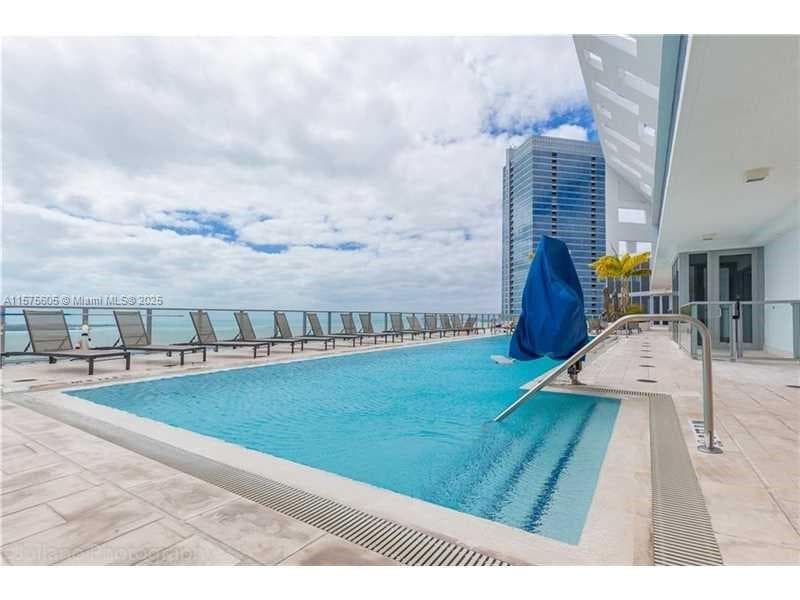1300 BRICKELL BAY DR # 3400, Miami FL 33131 — 30