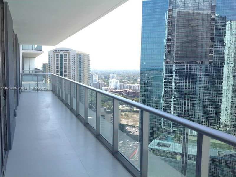 1300 BRICKELL BAY DR # 3400, Miami FL 33131 — 21