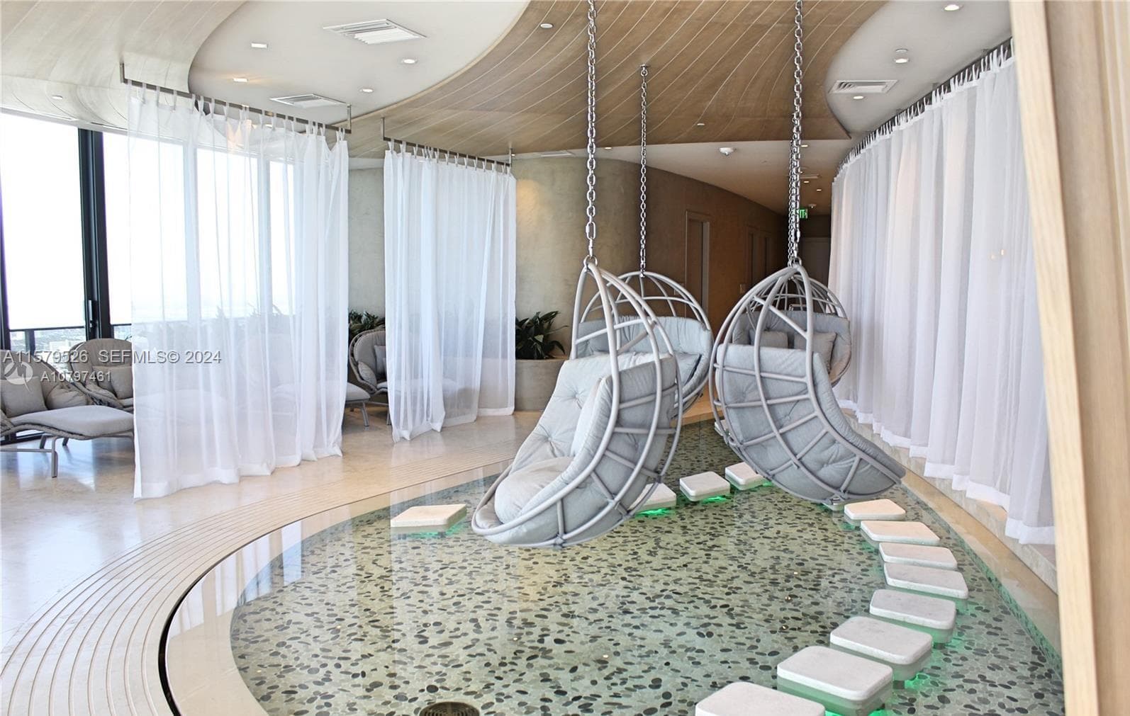 1000 Brickell Plz # 1811, Miami FL 33131 — 19