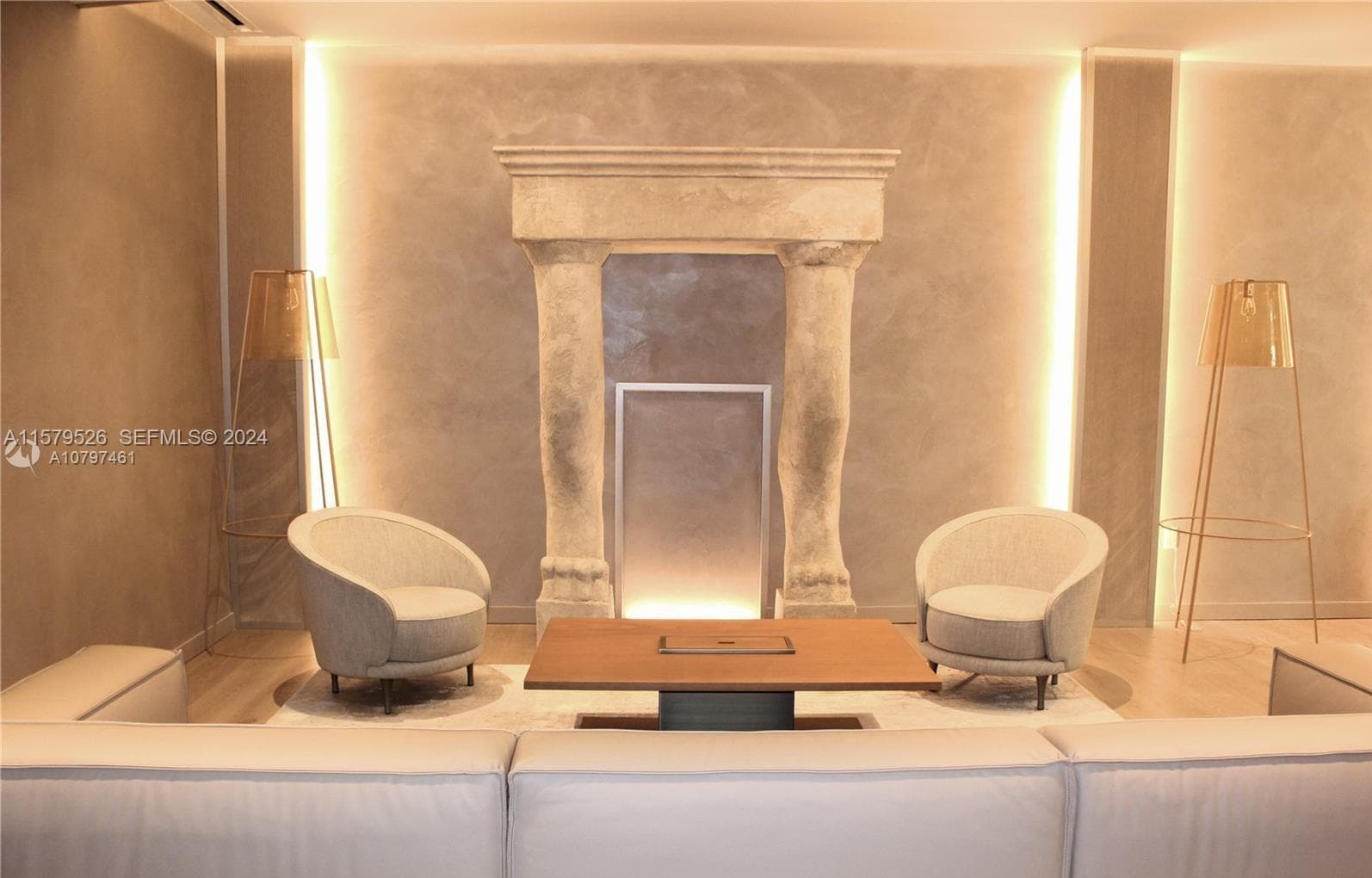 1000 Brickell Plz # 1811, Miami FL 33131 — 21