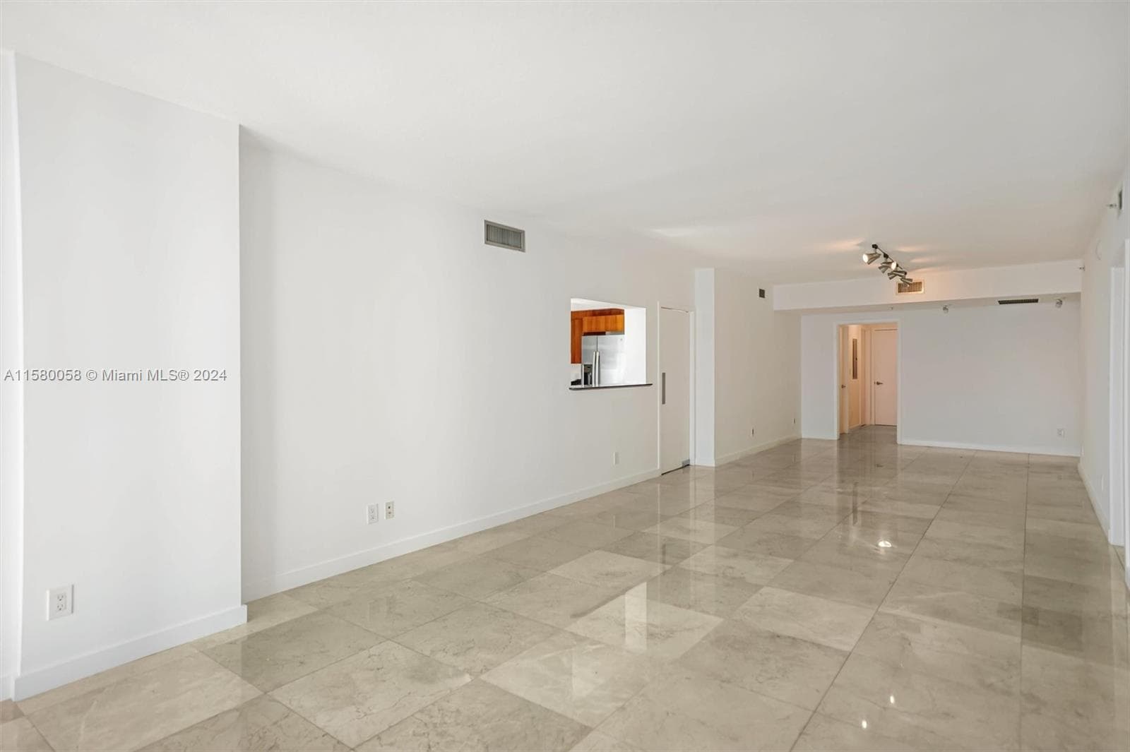 325 NE Biscayne Blvd # 1923, Miami FL 33131 — 7