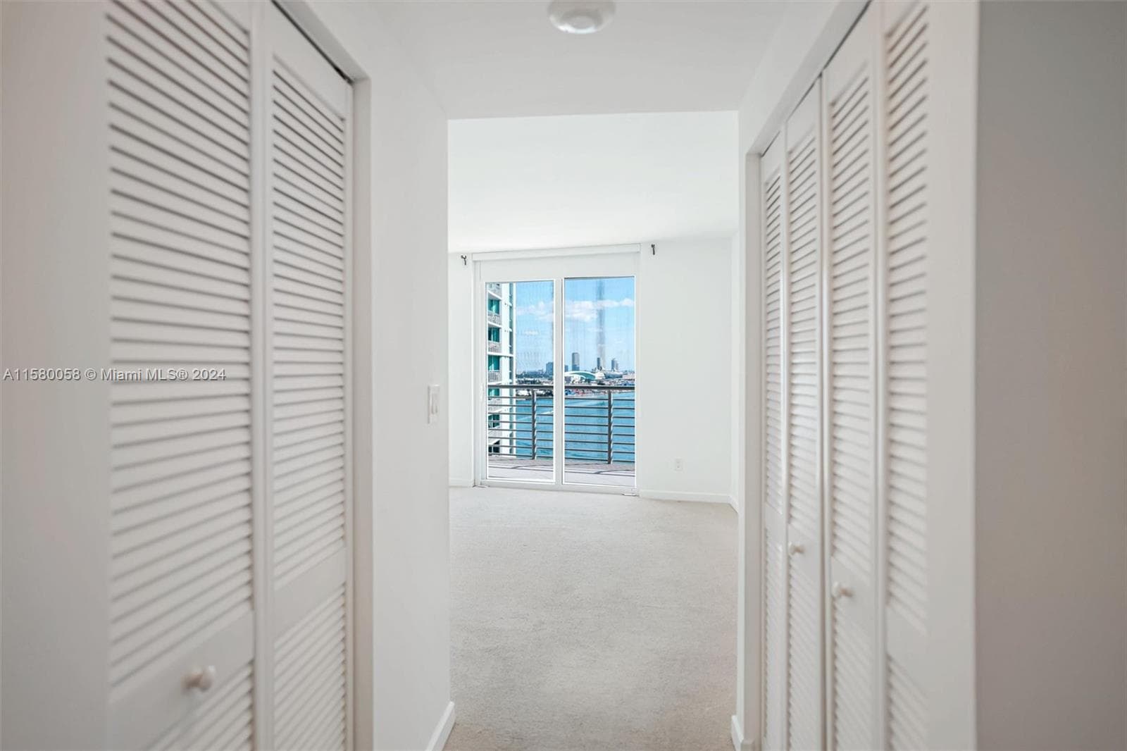 325 NE Biscayne Blvd # 1923, Miami FL 33131 — 18