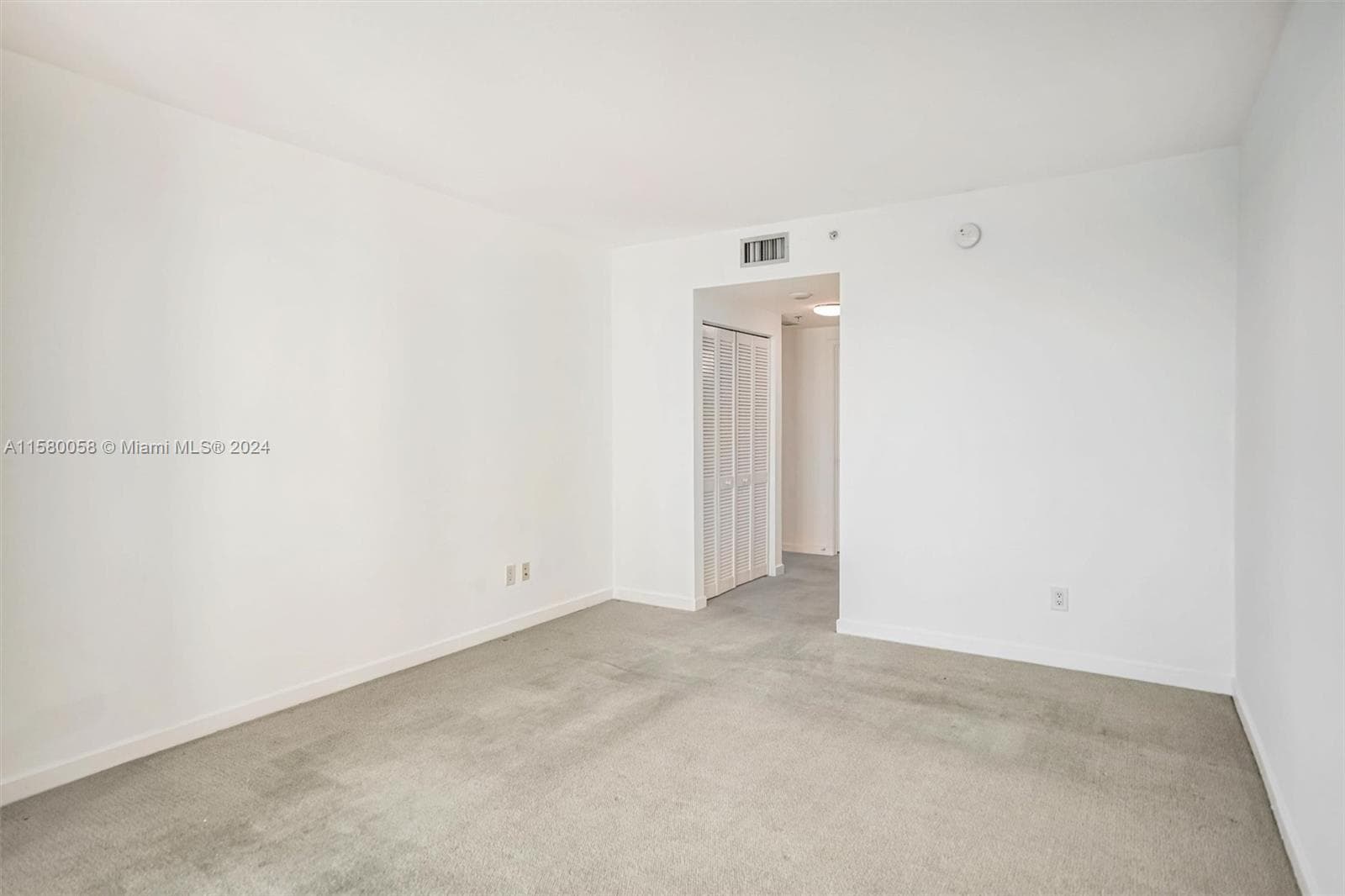 325 NE Biscayne Blvd # 1923, Miami FL 33131 — 21