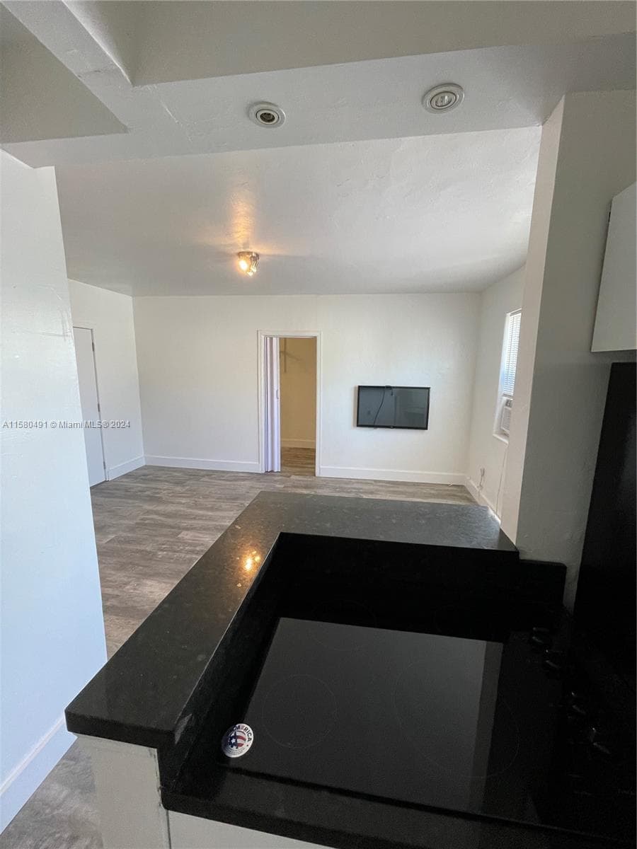 760 Jefferson Ave # 11, Miami Beach FL 33139 — 6