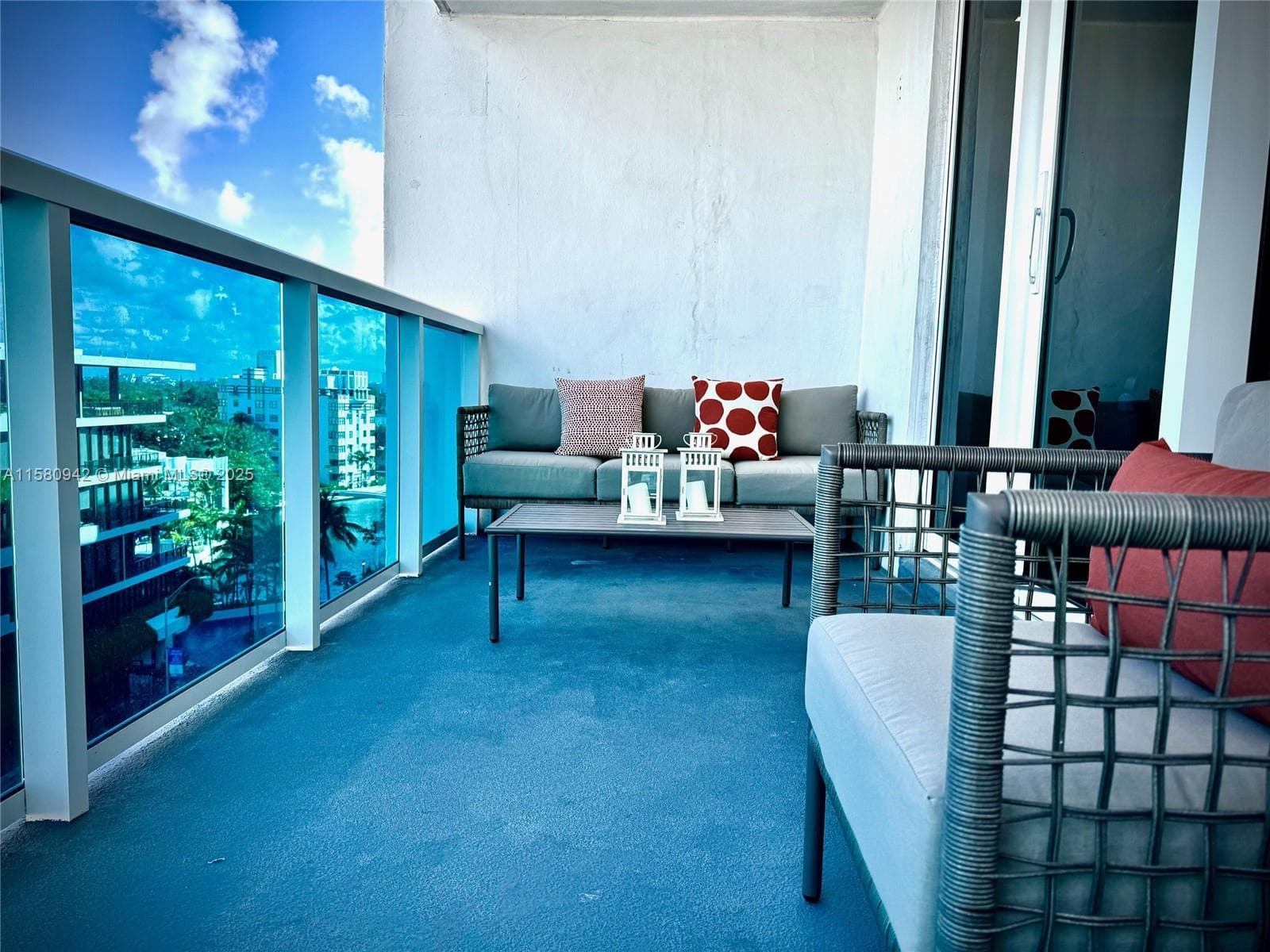 2301 Collins Ave # 837, Miami Beach FL 33139 — 36