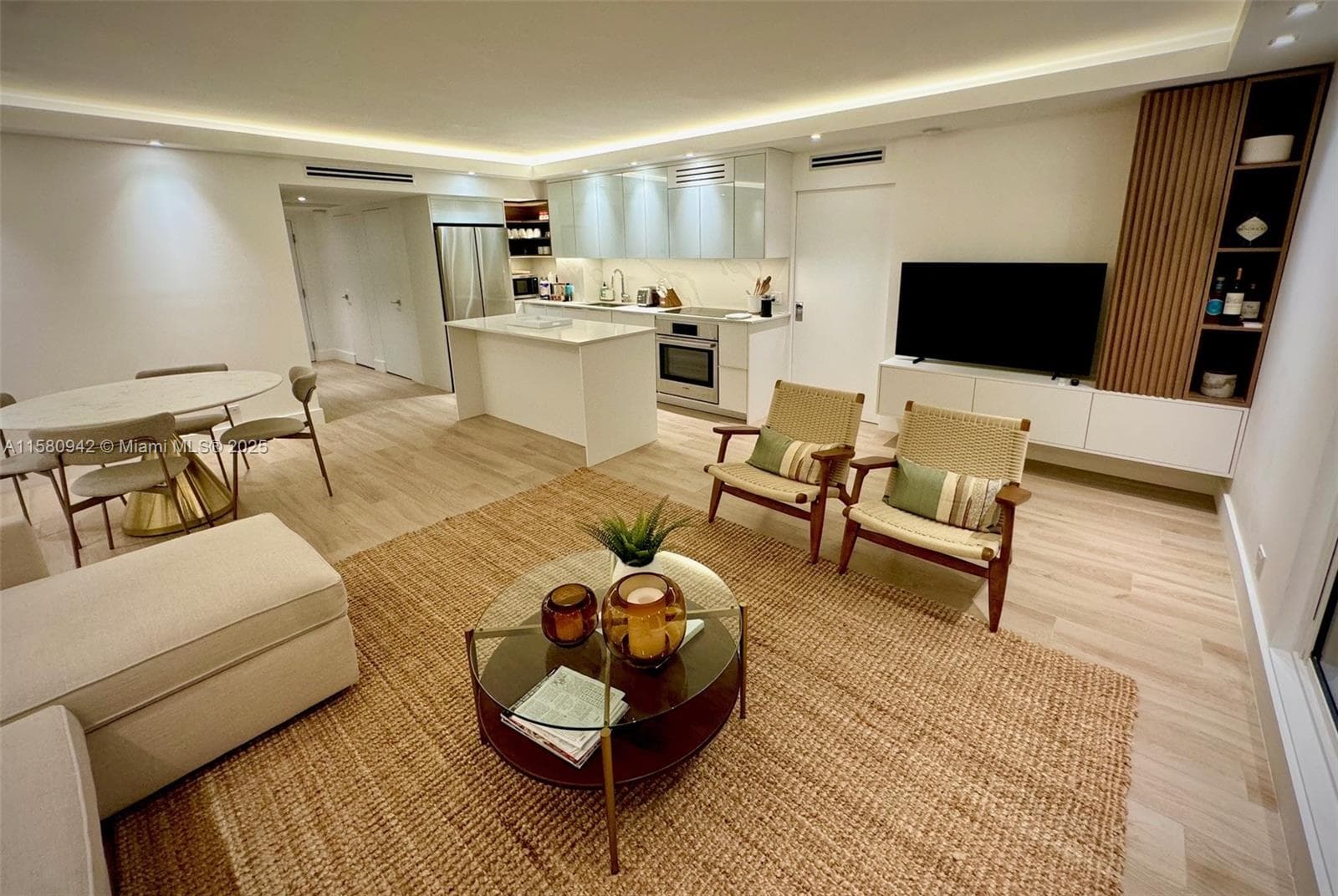 2301 Collins Ave # 837, Miami Beach FL 33139 — 5