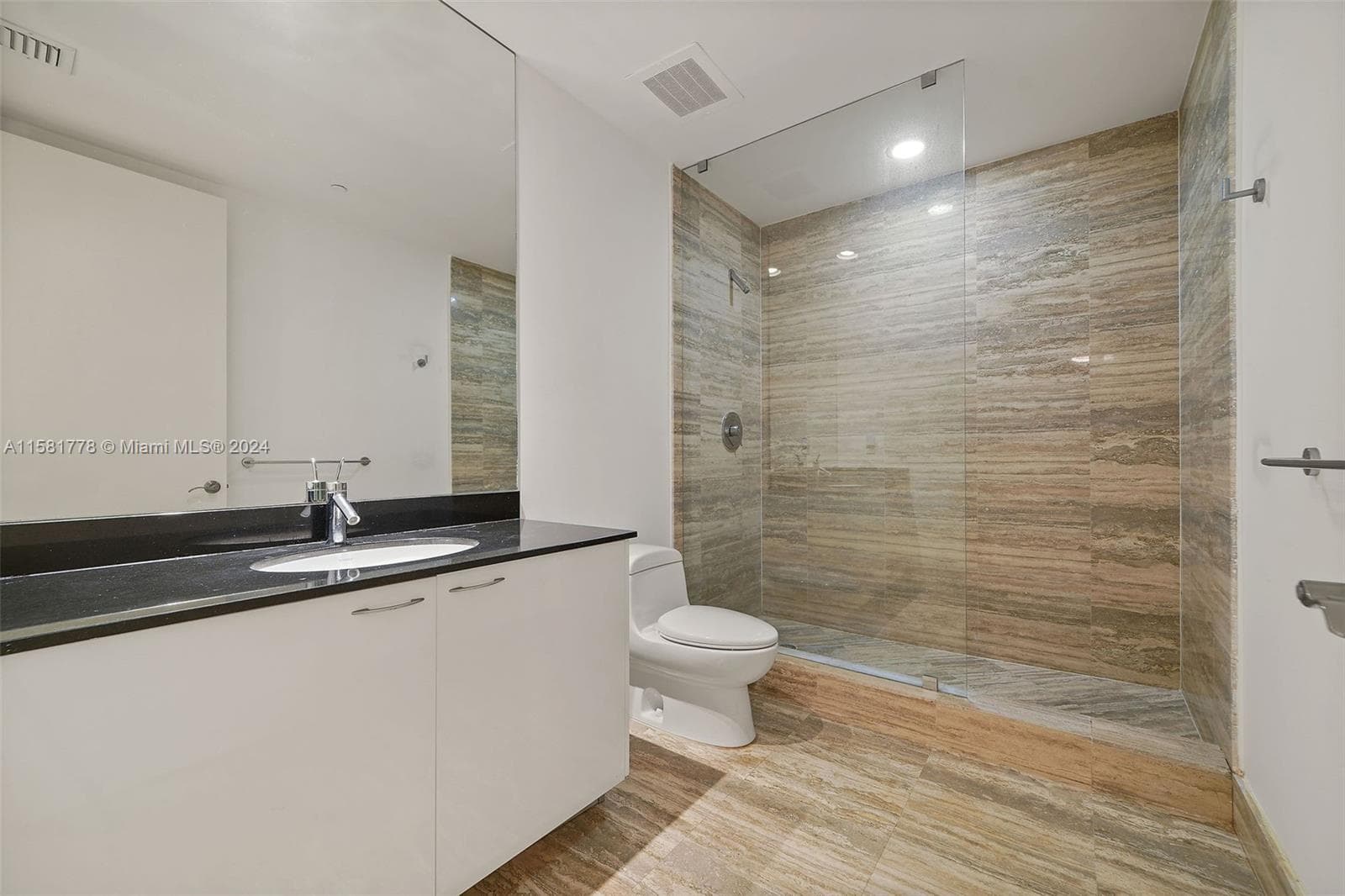 35, Sunny Isles Beach, FL — 27