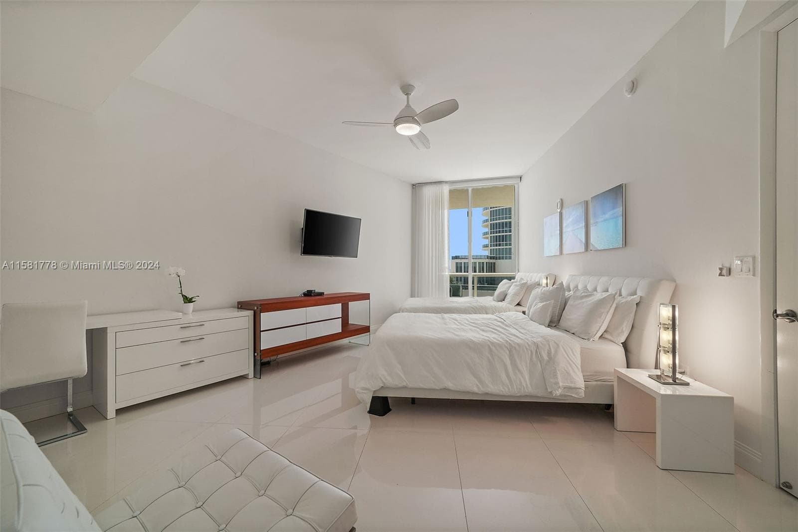35, Sunny Isles Beach, FL — 28