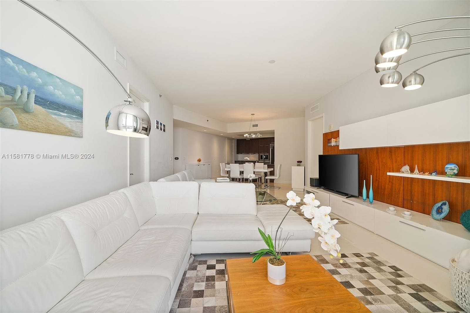 35, Sunny Isles Beach, FL — 14