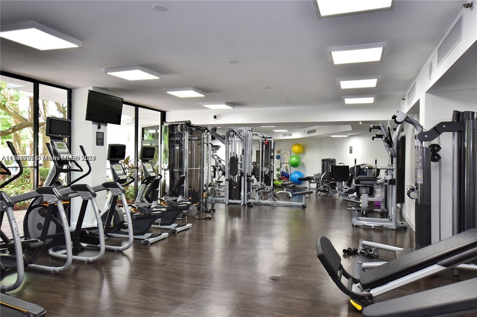 3300 NE 192nd St # 1506, Aventura FL 33180 — 22