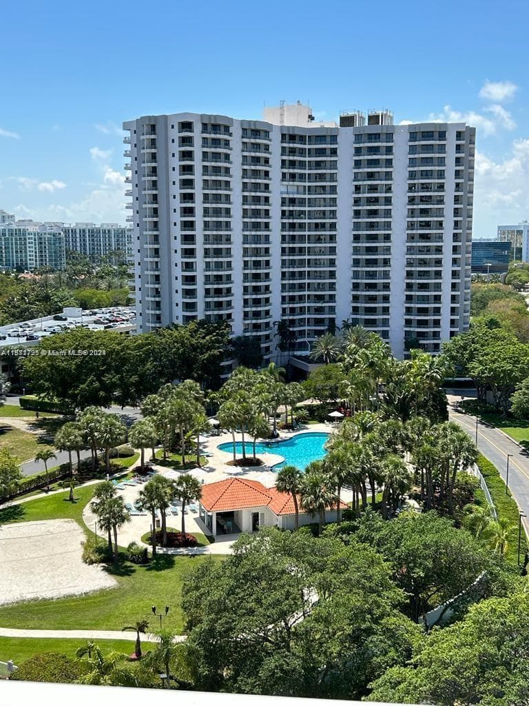 3300 NE 192nd St # 1506, Aventura FL 33180 — 19
