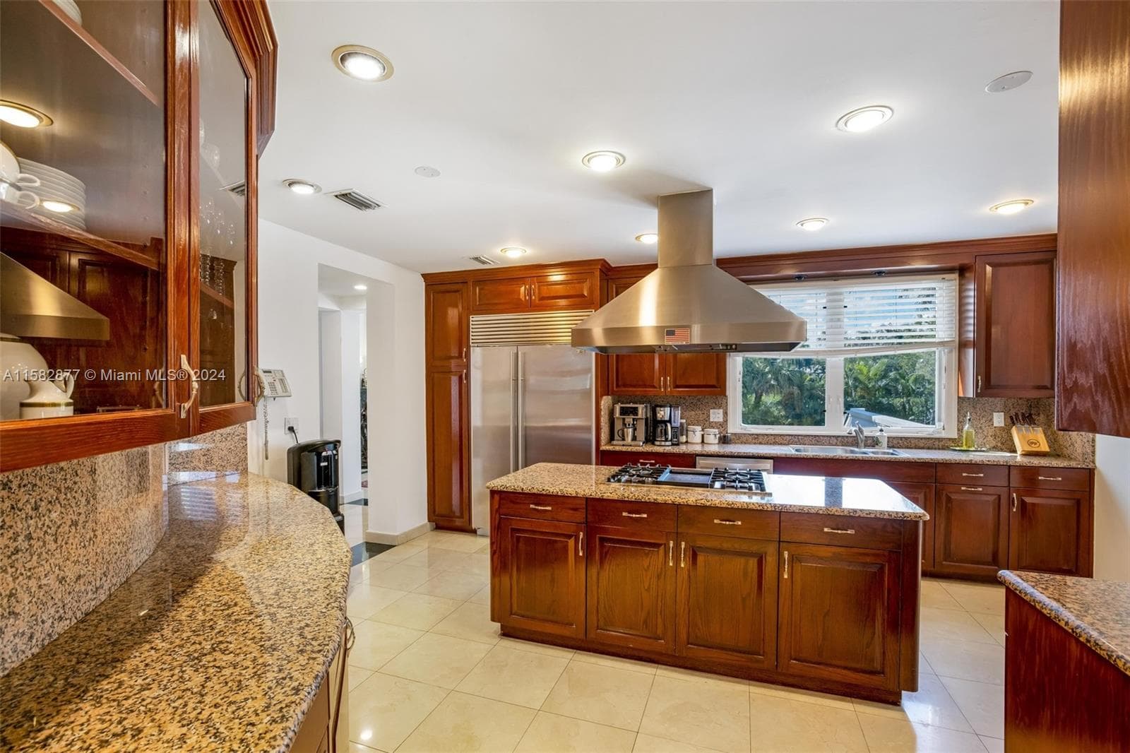 431 Costanera Rd, Coral Gables FL 33143 — 13