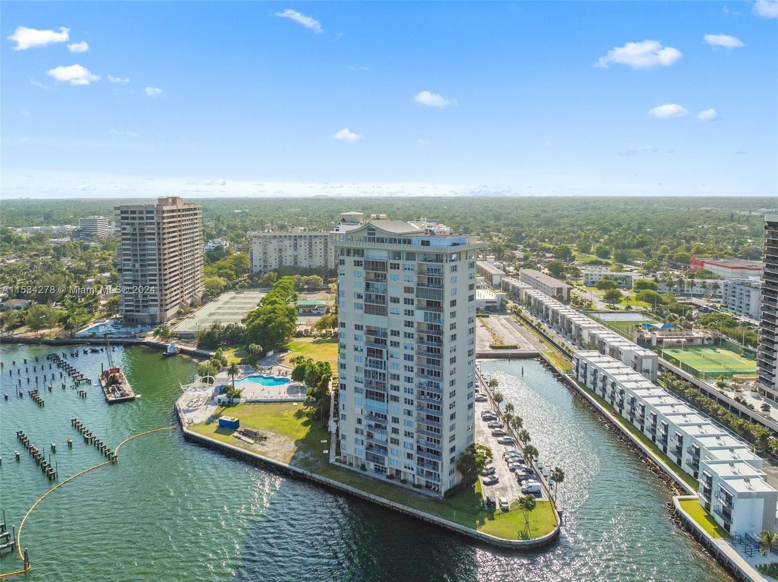 11111 Biscayne Blvd # 3A, Miami FL 33181 — 22