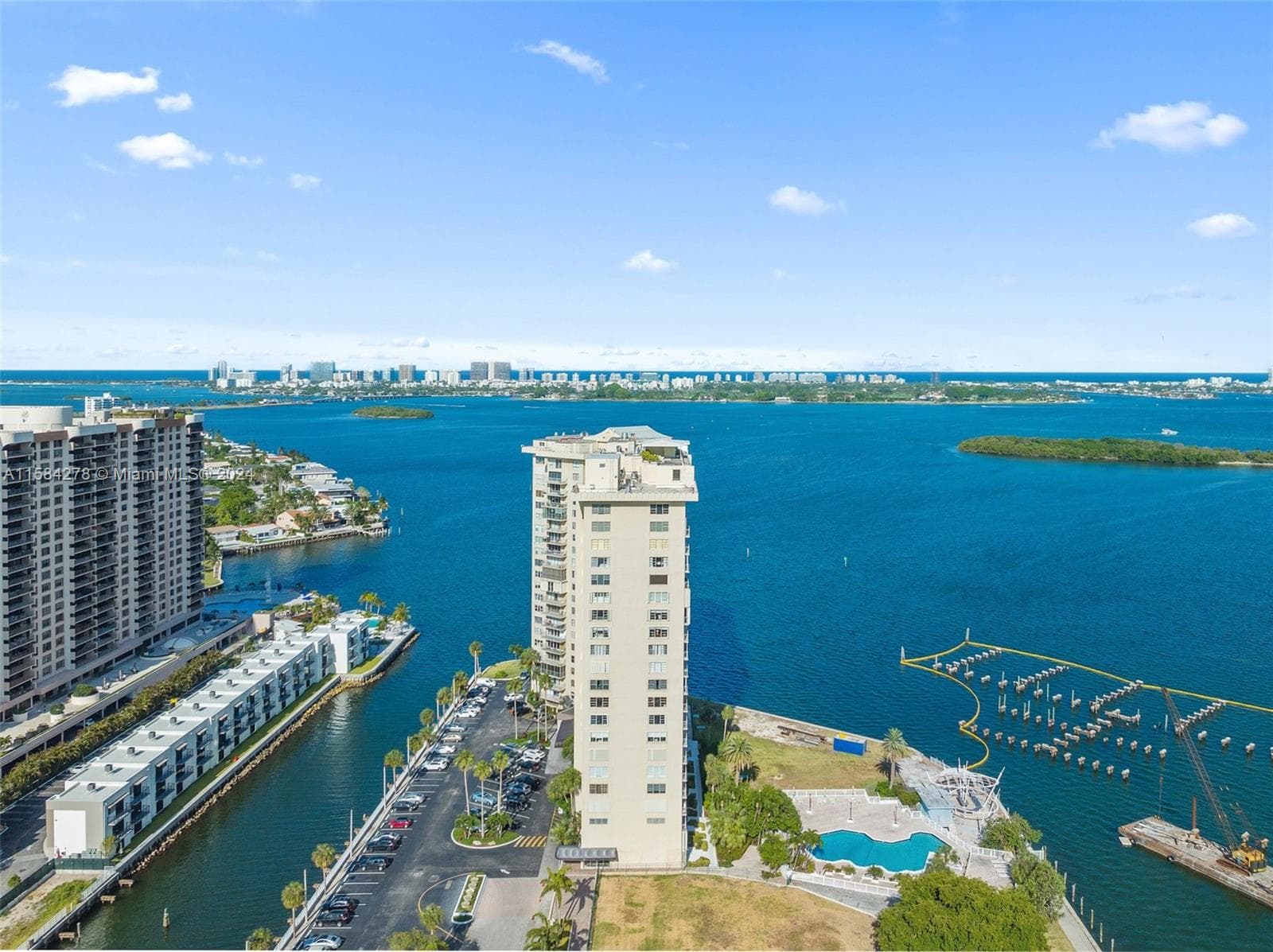 11111 Biscayne Blvd # 3A, Miami FL 33181 — 19