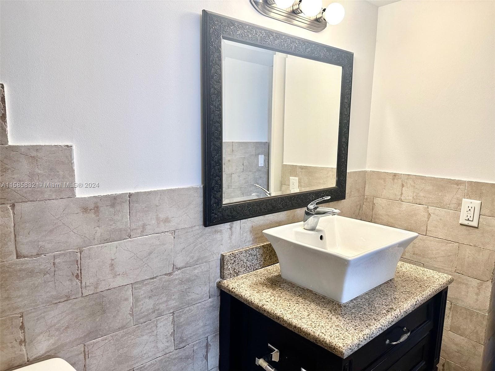 1301 NE Miami Gardens Dr, Miami FL 33179 — 4