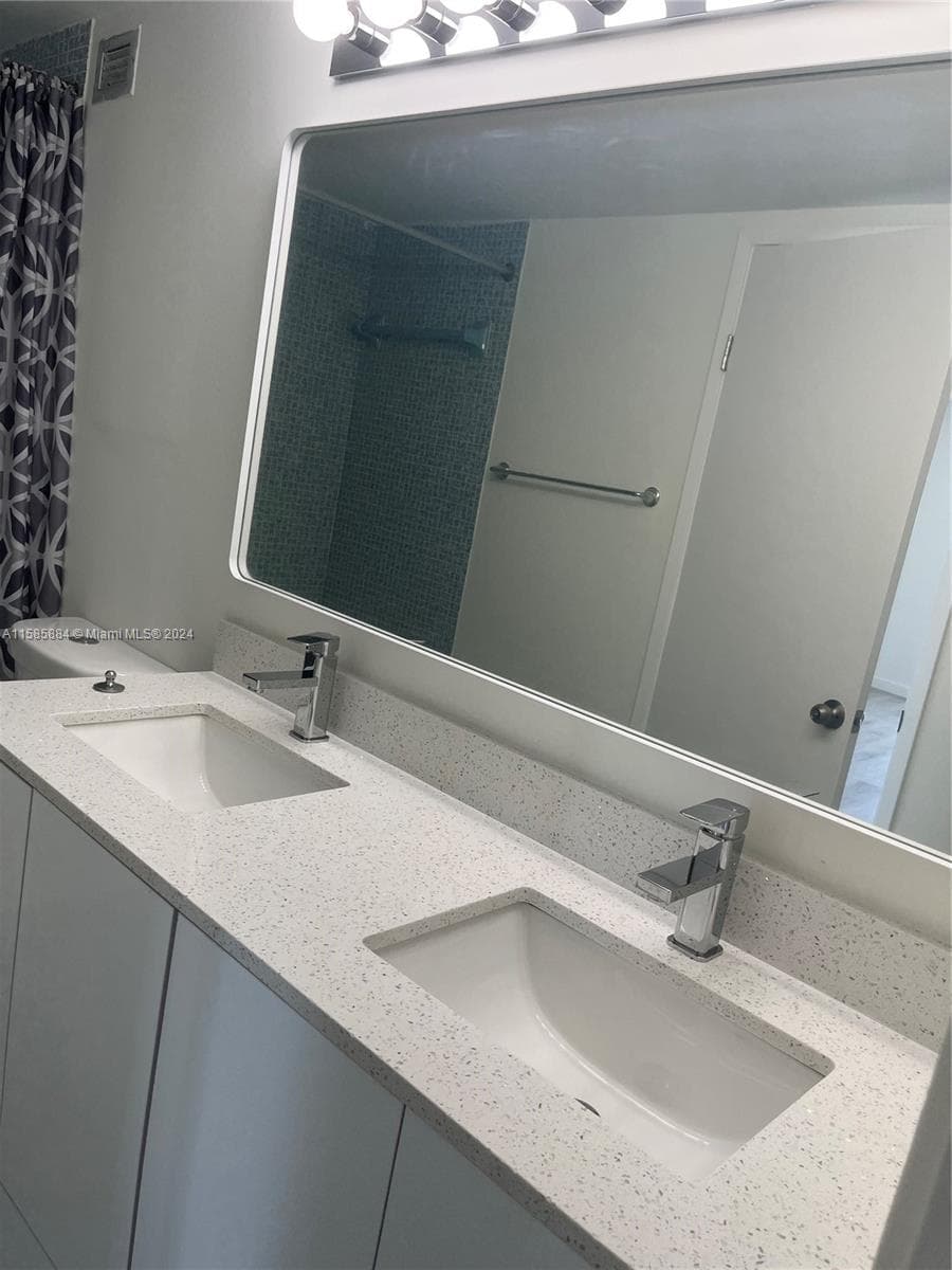 1351 NE Miami Gardens Dr # 1121E, Miami FL 33179 — 10