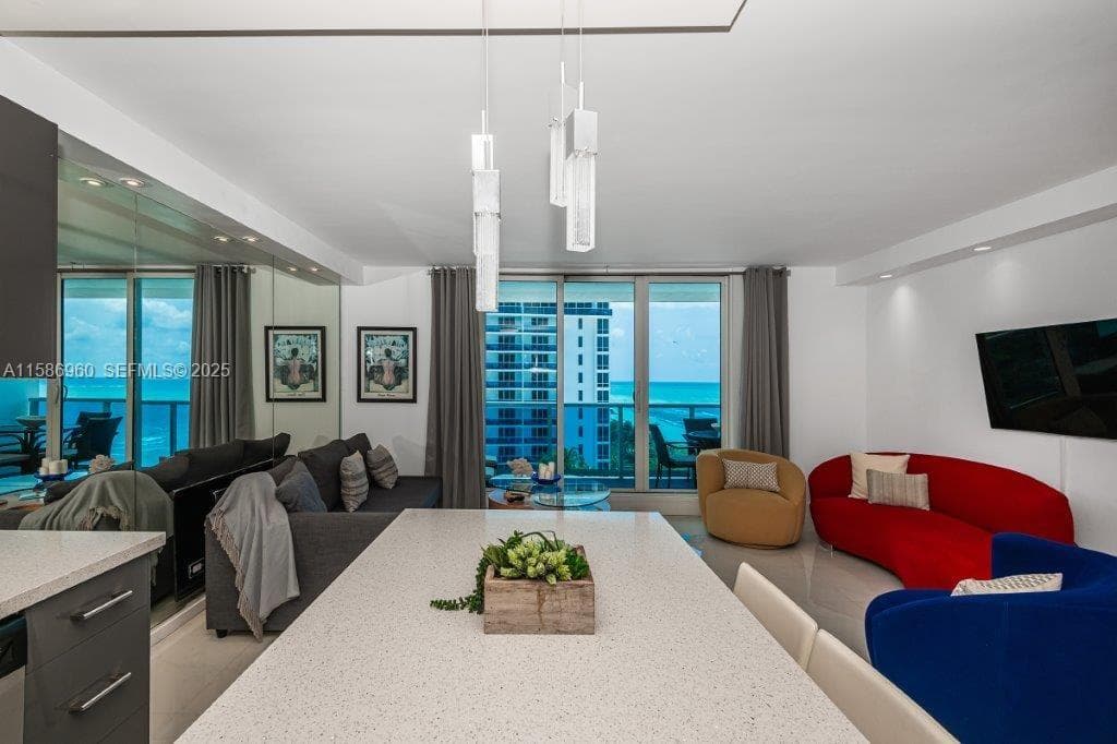 2301 Collins Ave # 1111, Miami Beach FL 33139 — 3